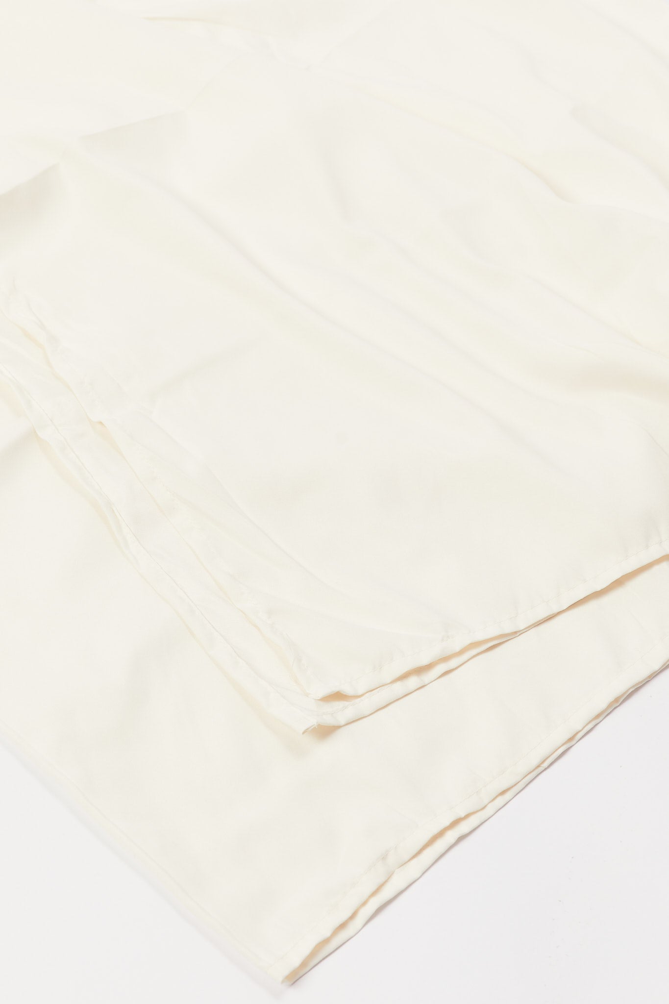 Redtag-Beige-7-Piece-Geometric-Comforter-Set-
(King-Size)-Category:Comforters,-Colour:Beige,-Deals:New-In,-Dept:Home,-Filter:Home-Bedroom,-H1:HMW,-H2:BED,-H3:BEN,-H4:COM,-HMW-BED-Comforters,-New-In-HMW-BED,-Non-Sale,-Promo:JULIETTE,-S23B,-S23C,-Season:S23B,-Section:Homewares,-Style:JACQUARD-Home-Bedroom-