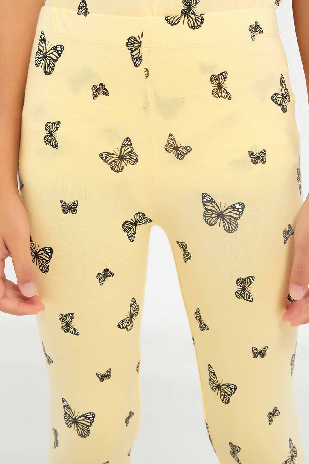Redtag-Girls-Yellow-Printed-Legging-Category:Leggings,-Colour:Yellow,-Deals:New-In,-Dept:Girls,-Filter:Girls-(2-to-8-Yrs),-GIR-Leggings,-New-In-GIR-APL,-Non-Sale,-S23A,-Section:Girls-(0-to-14Yrs),-TBL-Girls-2 to 8 Years