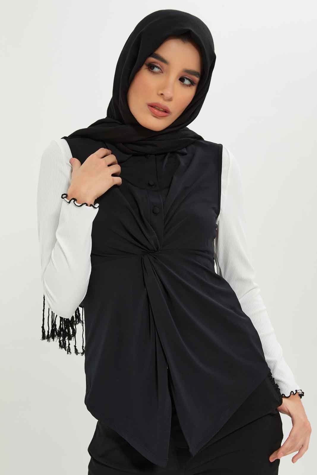 Redtag-Women-Black-Front-Knot-Detail-Jersey-Top`-Category:Tops,-Colour:Black,-Deals:New-In,-Dept:Ladieswear,-Filter:Women's-Clothing,-LMC,-New-In-Women-APL,-Non-Sale,-S23A,-Section:Women,-Women-Tops--