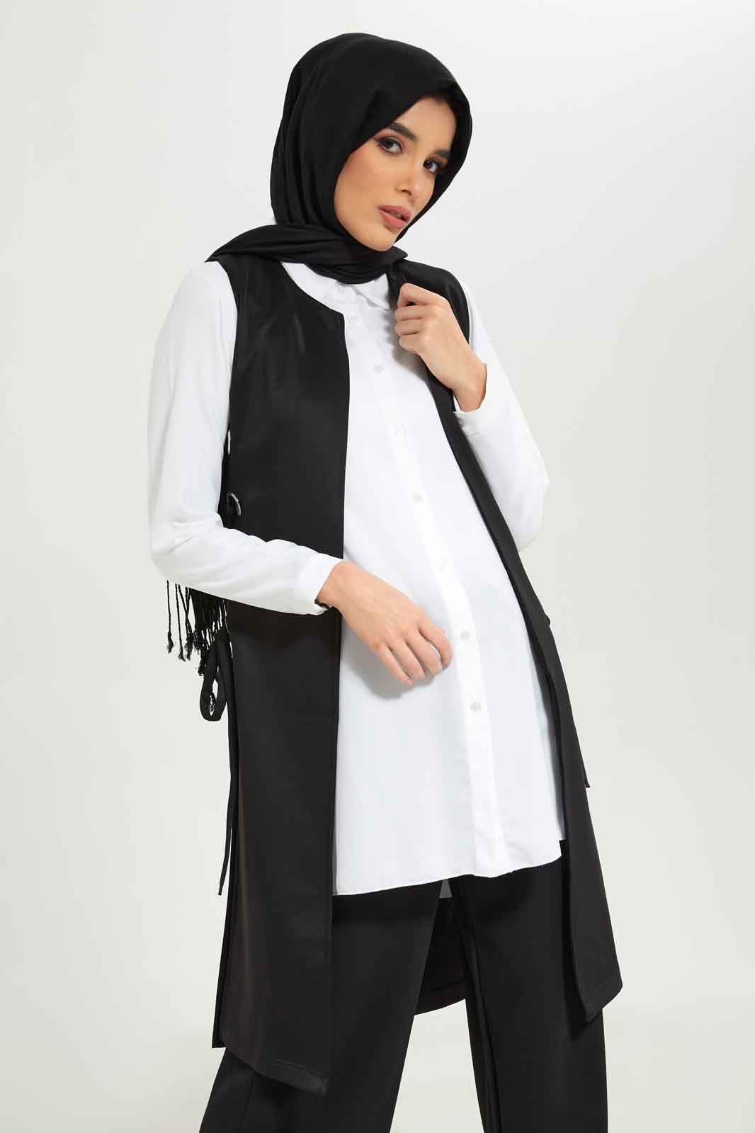 Redtag-Women-Black-Long-Length-Side-Metal-Rings-Cardigan-Category:Cardigans,-Colour:Black,-Deals:New-In,-Dept:Ladieswear,-Filter:Women's-Clothing,-LMC,-New-In-Women-APL,-Non-Sale,-S23A,-Section:Women,-Women-Cardigans--