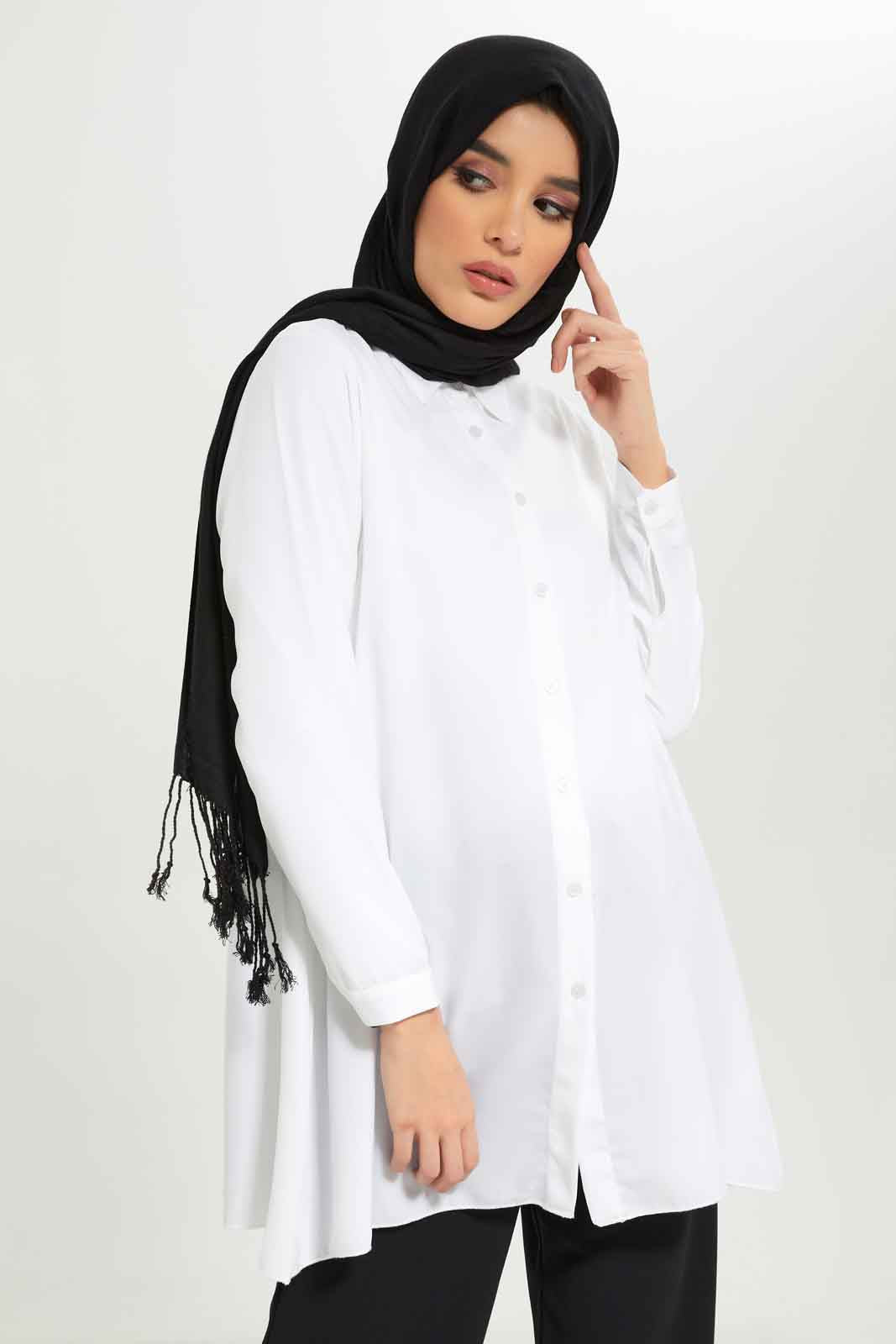 Redtag-Women-Ivory-Long-Length-Collared-A-Line-Tunic-Shirt-Category:Blouses,-Colour:Ivory,-Deals:New-In,-Dept:Ladieswear,-Filter:Women's-Clothing,-LMC,-New-In-Women-APL,-Non-Sale,-S23A,-Section:Women,-Women-Blouses--