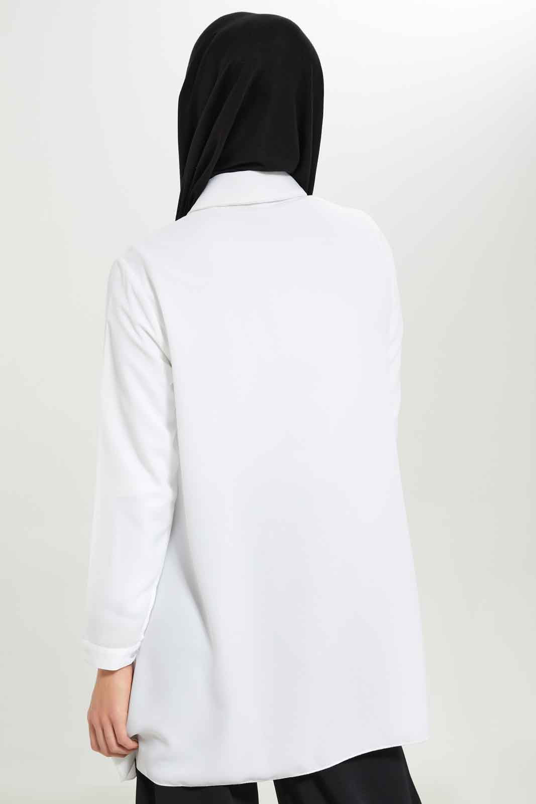 Redtag-Women-Ivory-Long-Length-Collared-A-Line-Tunic-Shirt-Category:Blouses,-Colour:Ivory,-Deals:New-In,-Dept:Ladieswear,-Filter:Women's-Clothing,-LMC,-New-In-Women-APL,-Non-Sale,-S23A,-Section:Women,-Women-Blouses--