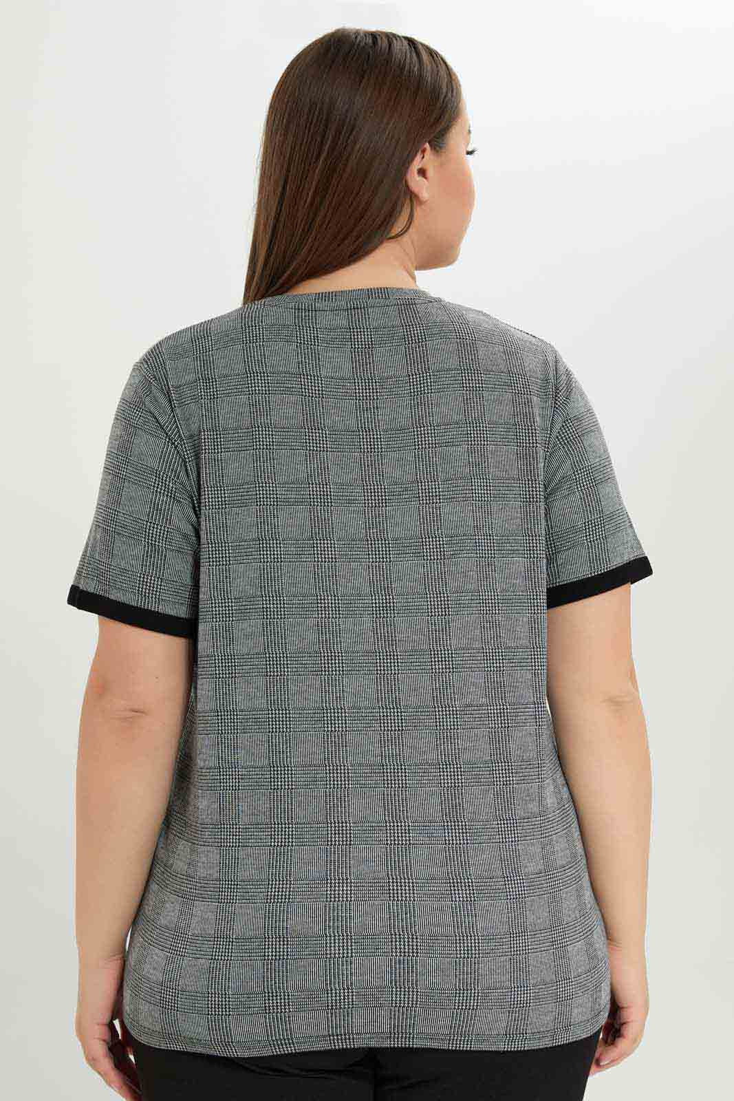 Redtag-Women-Grey-Checked-T-Shirt-With-Contrast-Sleeve-Hem-Category:Tops,-Colour:Assorted,-Deals:New-In,-Dept:Ladieswear,-Filter:Plus-Size,-LDP-Tops,-New-In-LDP-APL,-Non-Sale,-S23A,-Section:Women-Women's-