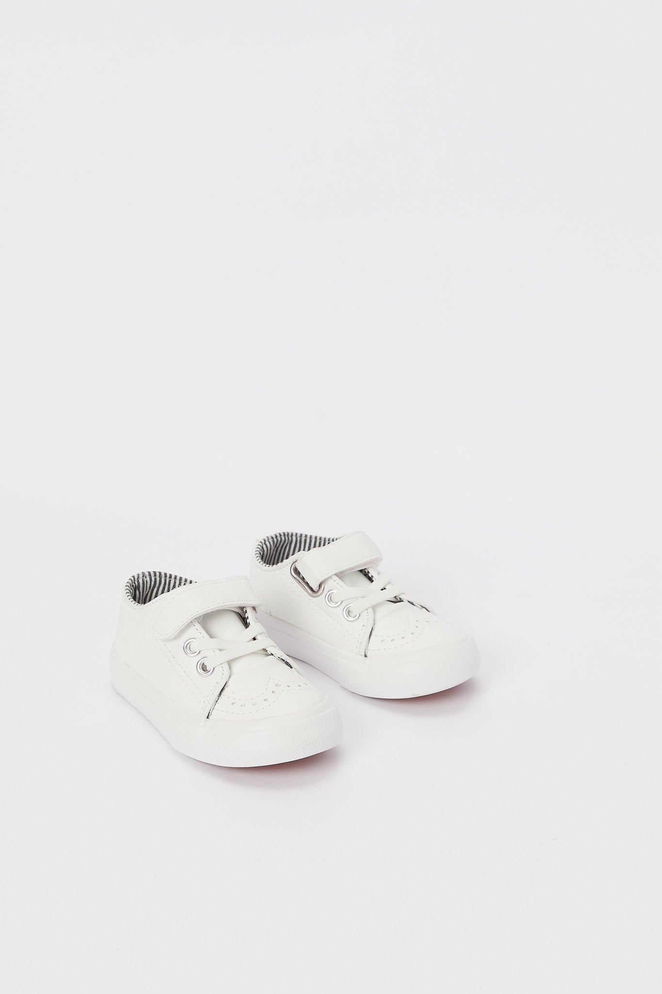 Redtag-White-Sneaker
(Repeat-Style)-Category:Shoes,-Colour:White,-Deals:New-In,-Filter:Boys-Footwear-(1-to-3-Yrs),-H1:FOO,-H2:INB,-H3:SHO,-H4:CAH,-INB-Sandals,-New-In-INB-FOO,-Non-Sale,-RMD,-S23B,-Season:S23B,-Section:Boys-(0-to-14Yrs)-Infant-Boys-1 to 3 Years