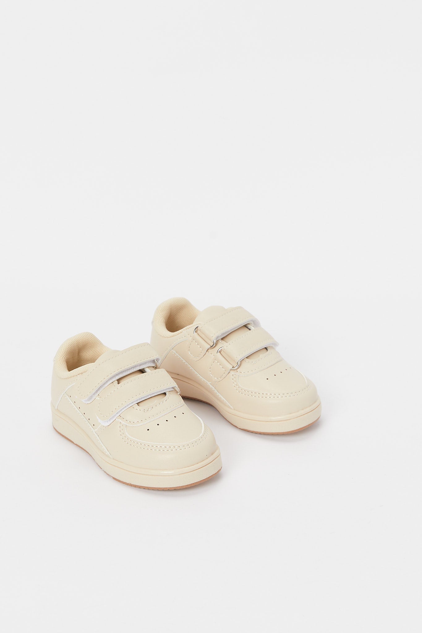 Redtag-Cream-Velcro-Strap-Sneaker-Category:Shoes,-Colour:Cream,-Deals:New-In,-Filter:Boys-Footwear-(1-to-3-Yrs),-H1:FOO,-H2:INB,-H3:SHO,-H4:CAH,-INB-Sandals,-New-In-INB-FOO,-Non-Sale,-RMD,-S23B,-Season:S23B,-Section:Boys-(0-to-14Yrs)-Infant-Boys-1 to 3 Years