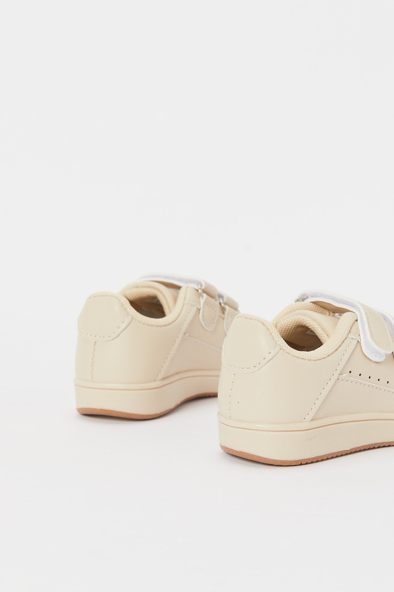 Redtag-Cream-Velcro-Strap-Sneaker-Category:Shoes,-Colour:Cream,-Deals:New-In,-Filter:Boys-Footwear-(1-to-3-Yrs),-H1:FOO,-H2:INB,-H3:SHO,-H4:CAH,-INB-Sandals,-New-In-INB-FOO,-Non-Sale,-RMD,-S23B,-Season:S23B,-Section:Boys-(0-to-14Yrs)-Infant-Boys-1 to 3 Years