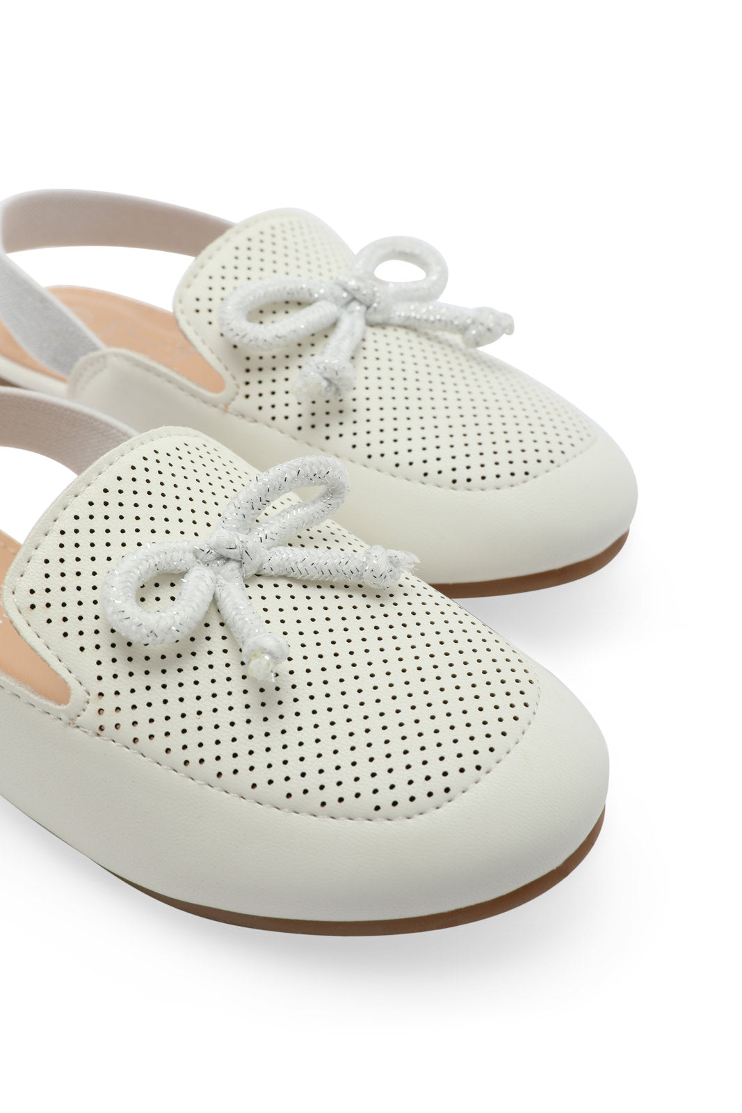 Redtag-White-Bow-Trim-Mule-(-Repeat-)-Category:Shoes,-Colour:White,-Deals:New-In,-Filter:Girls-Footwear-(3-to-5-Yrs),-GIR-Shoes,-N/A,-New-In-GIR-FOO,-Non-Sale,-S23A,-Section:Girls-(0-to-14Yrs)-Girls-3 to 5 Years