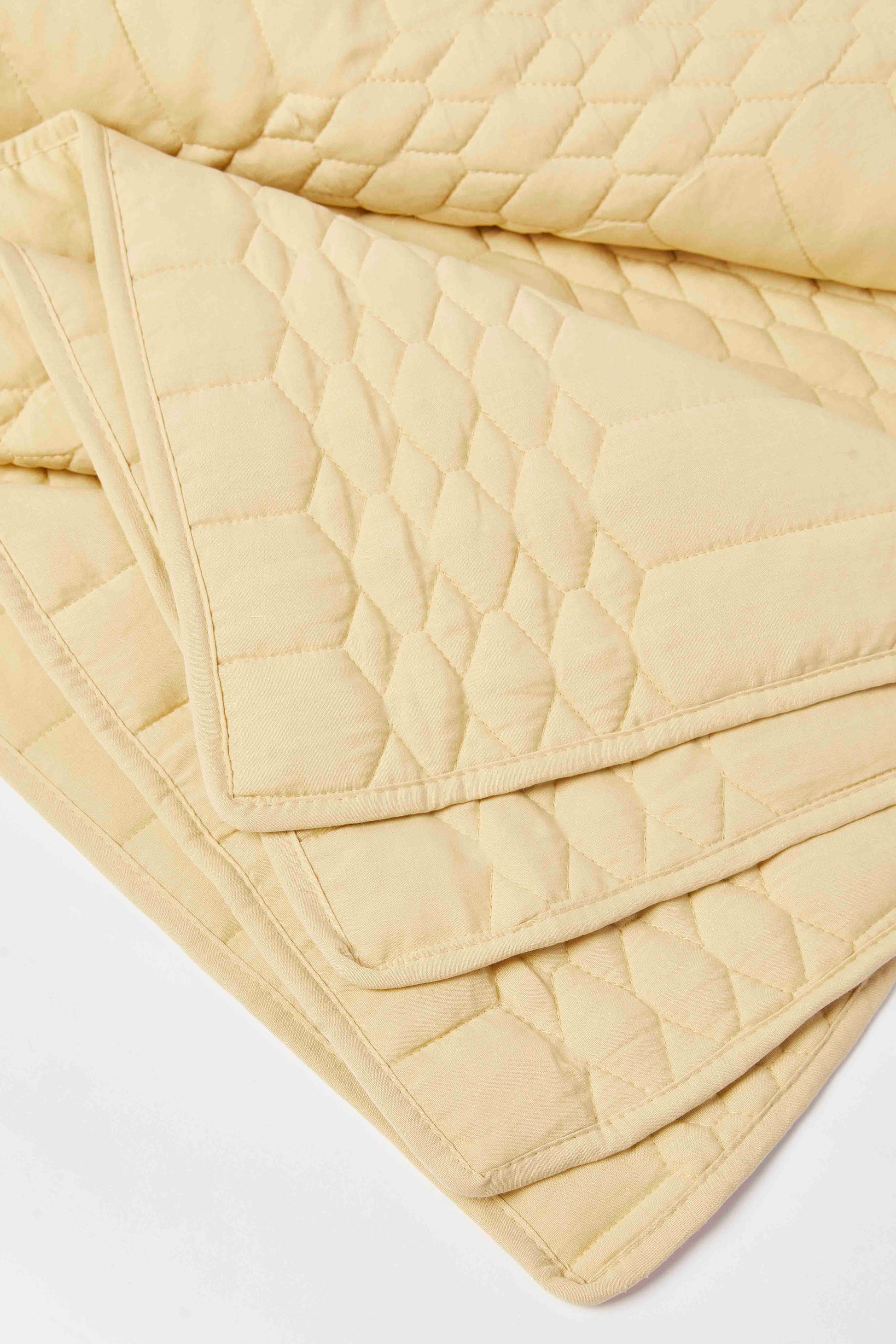 Redtag-Pale-Yellow-3-Piece-Diamod-Quilted-Bedspread-(Double-Size)-Category:Bedspreads,-Colour:Yellow,-Deals:New-In,-Dept:Home,-Filter:Home-Bedroom,-HMW-BED-Bedspreads,-New-In-HMW-BED,-Non-Sale,-S23A,-Section:Homewares-Home-Bedroom-