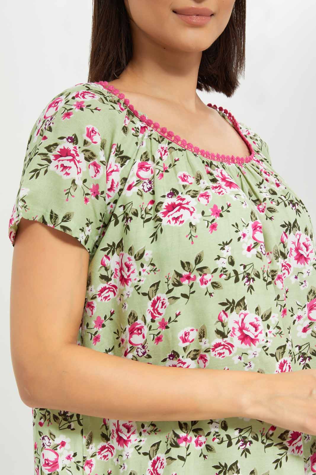 Redtag-Women-Green-Aop-Short-Sleeves-Nightgown-Category:Nightgowns,-Colour:Green,-Deals:New-In,-Dept:Ladieswear,-Filter:Women's-Clothing,-New-In-Women-APL,-Non-Sale,-S23A,-Section:Women,-Women-Nightgowns--