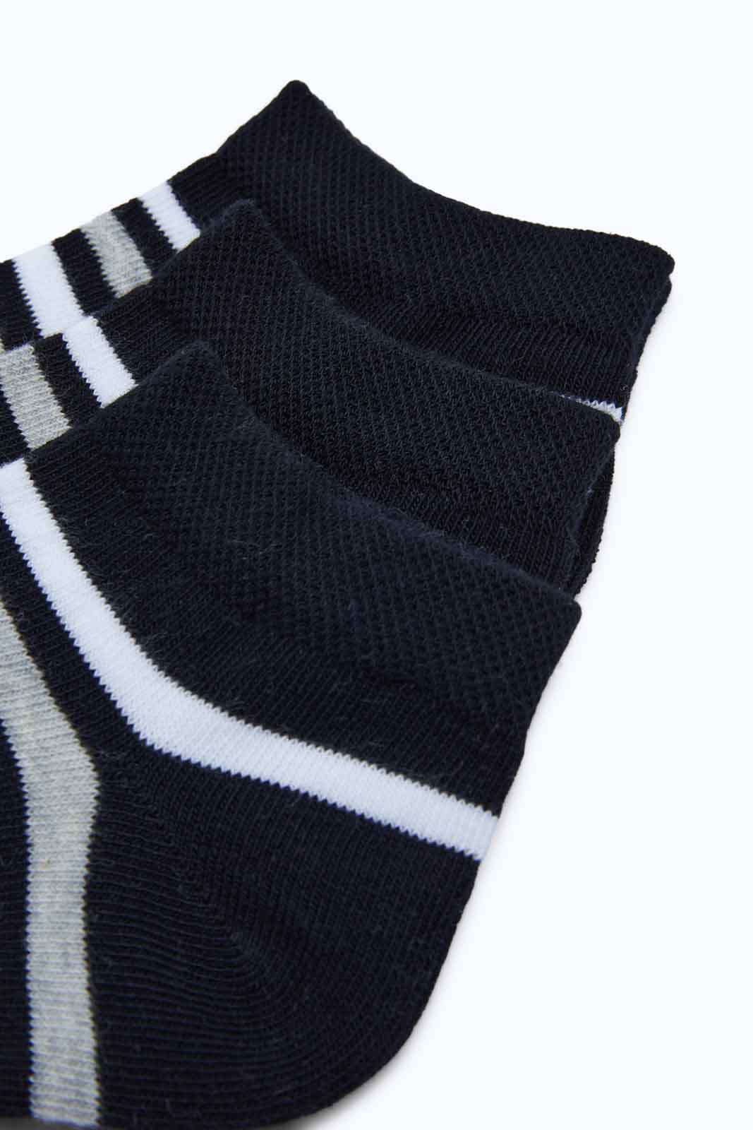 Redtag-Men-Black-Ankle-Socks-365,-Category:Socks,-Colour:Black,-Deals:New-In,-Dept:Menswear,-Filter:Men's-Clothing,-Men-Socks,-New-In-Men-APL,-Non-Sale,-Section:Men-Men's-