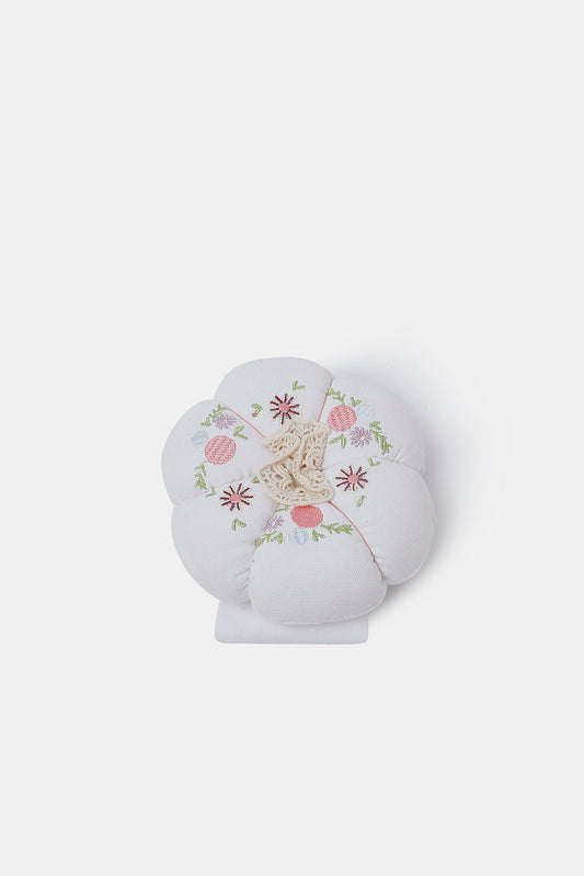 Redtag-Beige-Floral-Embroidered-Curtain-Tie-Back-With-Lace-And-Peal-Category:Bedroom-Accessories,-Colour:Beige,-Deals:New-In,-Dept:Home,-Filter:Home-Bedroom,-HMW-BED-Bedroom-Accessories,-New-In-HMW-BED,-Non-Sale,-S23C,-Section:Homewares-Home-Bedroom-