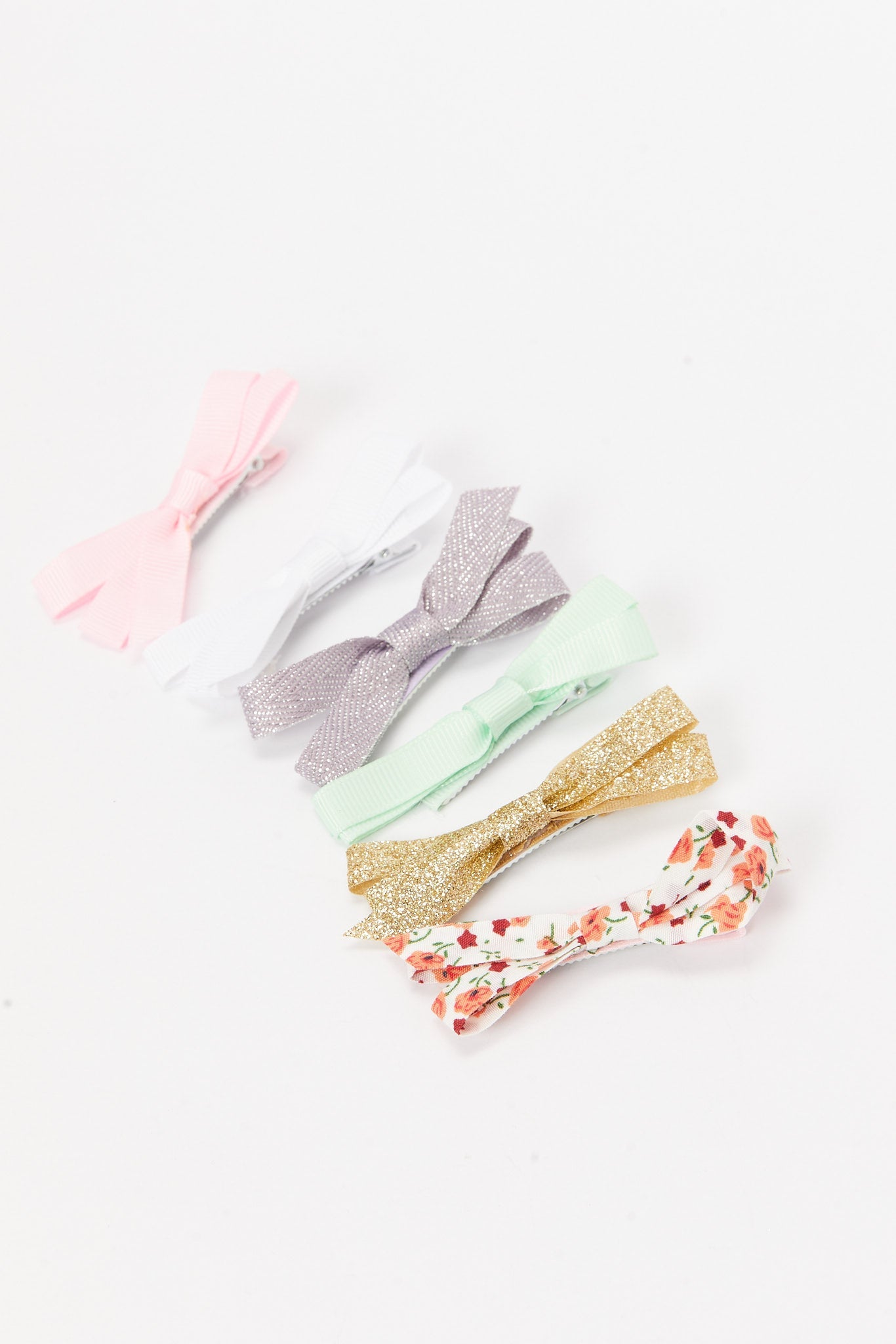 Redtag-Hair-Clip-Category:Hair-Accessories,-Colour:Assorted,-Deals:New-In,-Dept:Girls,-Filter:Girls-Accessories,-GIR-Hair-Accessories,-New-In,-New-In-GIR-ACC,-Non-Sale,-S23A,-Section:Girls-(0-to-14Yrs)-Girls-