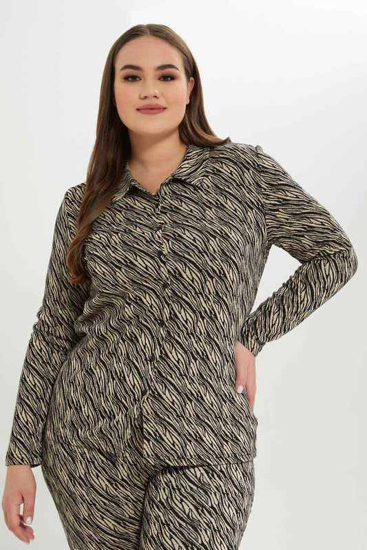 Redtag-Women-Animal-Printed-Jaquard-Knitted-Collared-Top-Category:Blouses,-Colour:Assorted,-Deals:New-In,-Dept:Ladieswear,-Filter:Plus-Size,-LDP-Blouses,-New-In-LDP-APL,-Non-Sale,-S23A,-Section:Women-Women's-