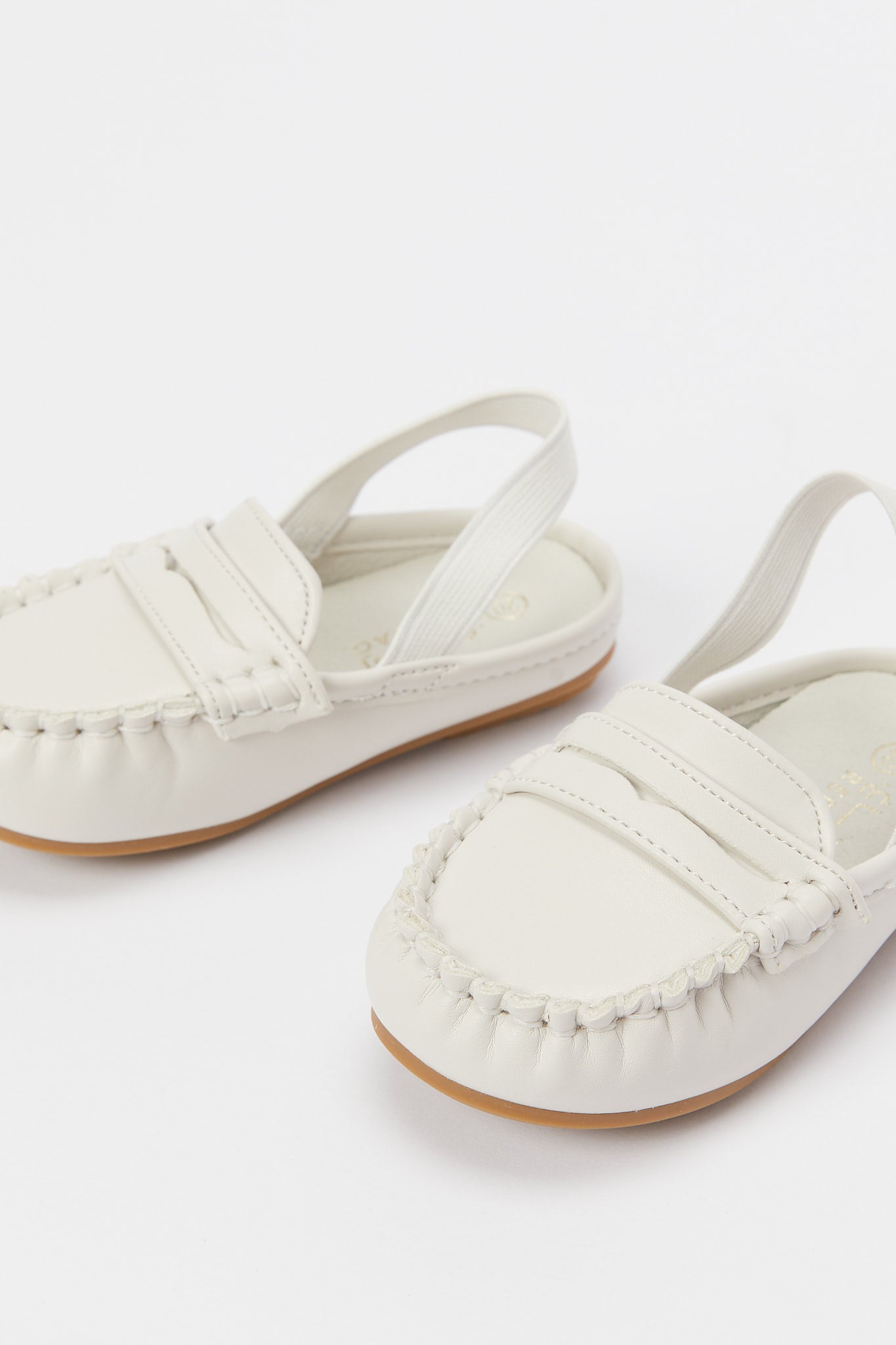 Redtag-Cream-Mule-With-Elastic-Back-Strap-Category:Shoes,-Colour:Cream,-Deals:New-In,-Filter:Boys-Footwear-(1-to-3-Yrs),-H1:FOO,-H2:INB,-H3:SHO,-H4:CAH,-INB-Sandals,-New-In-INB-FOO,-Non-Sale,-Promo:RMD,-RMD,-S23B,-Season:S23B,-Section:Boys-(0-to-14Yrs)-Infant-Boys-1 to 3 Years