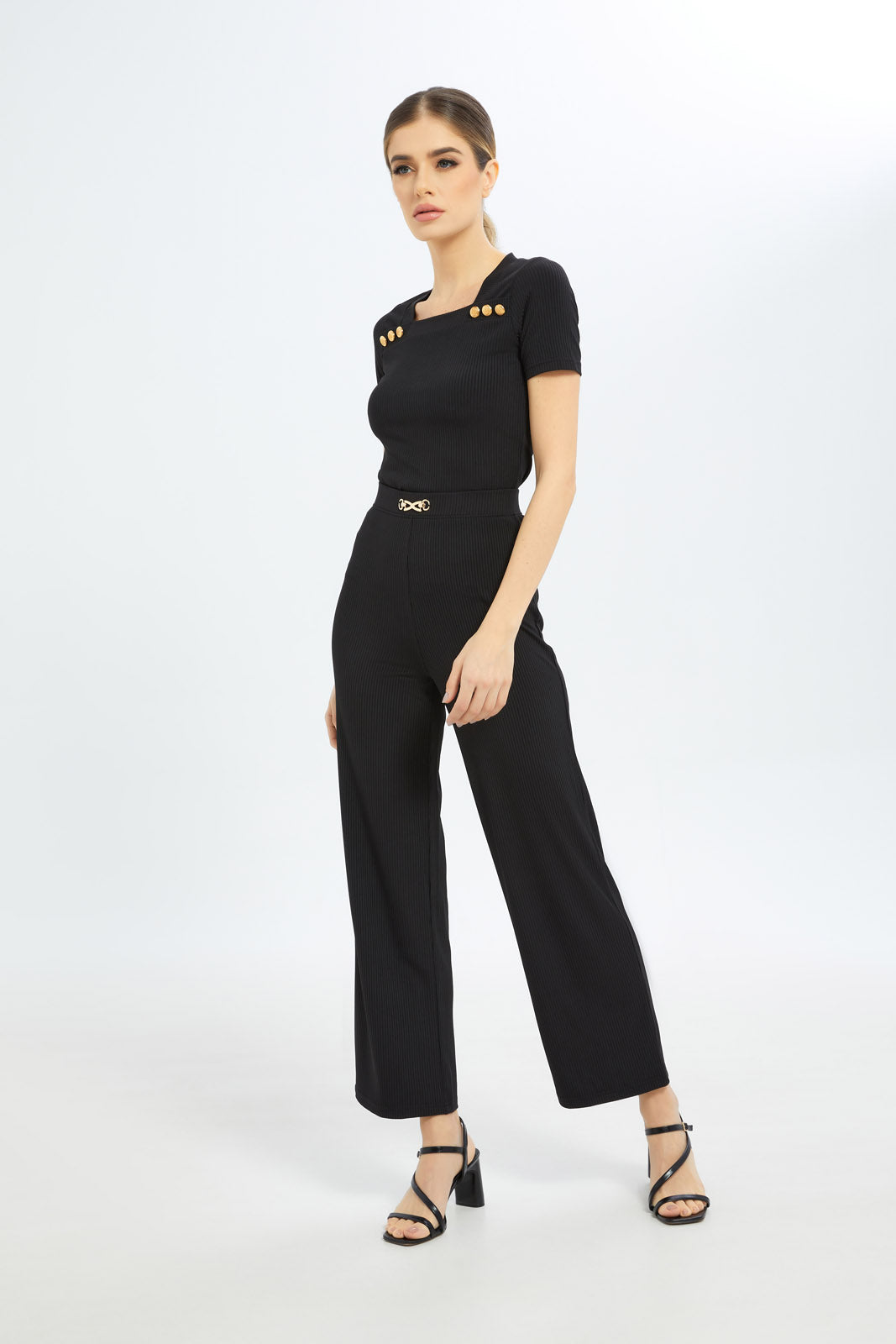 Redtag-Women-Black-Wide-Leg-Pant-Category:Trousers,-Colour:Black,-Deals:New-In,-Dept:Ladieswear,-Filter:Women's-Clothing,-H1:LWR,-H2:LDC,-H3:TRS,-H4:CTR,-LDC,-LDC-Trousers,-New-In-LDC-APL,-Non-Sale,-S23B,-Season:S23B,-Section:Women-Women's-