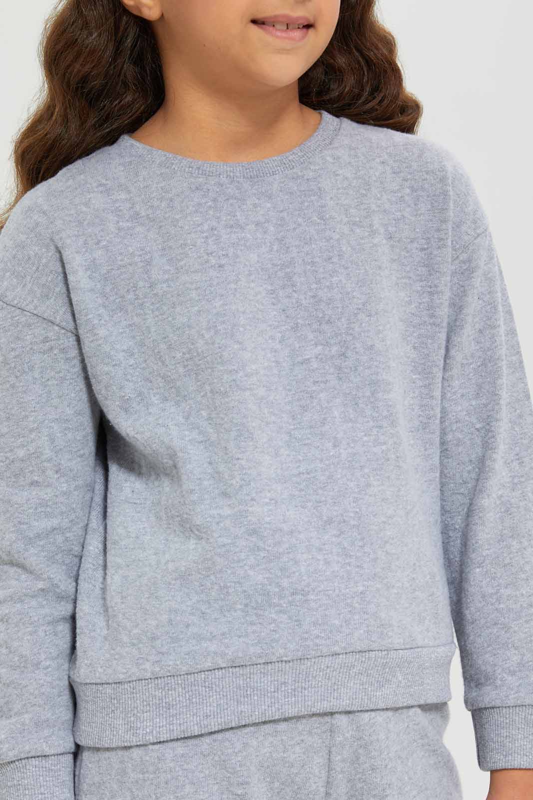Redtag-Girls-Grey-Sweat-Top-Category:Sweatshirts,-Colour:Grey,-Deals:New-In,-Dept:Girls,-Filter:Girls-(2-to-8-Yrs),-GIR-Sweatshirts,-New-In-GIR-APL,-Non-Sale,-S23A,-Section:Girls-(0-to-14Yrs)-Girls-2 to 8 Years