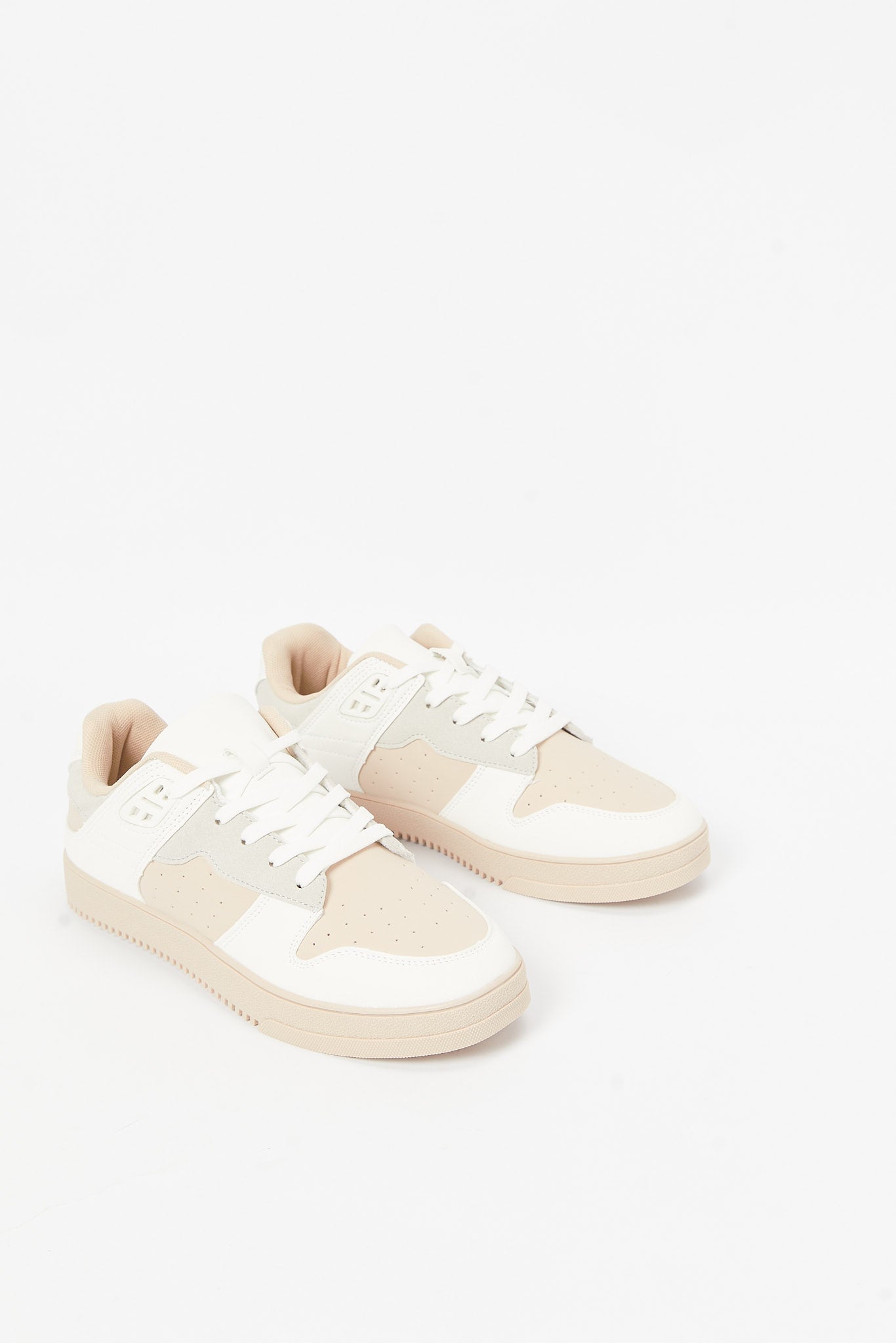 Redtag-White-Material-Block-Skate-Shoe-Category:Shoes,-Colour:White,-Deals:New-In,-Filter:Men's-Footwear,-Men-Shoes,-N/A,-New-In-Men-FOO,-Non-Sale,-S23B,-Section:Men-Men's-