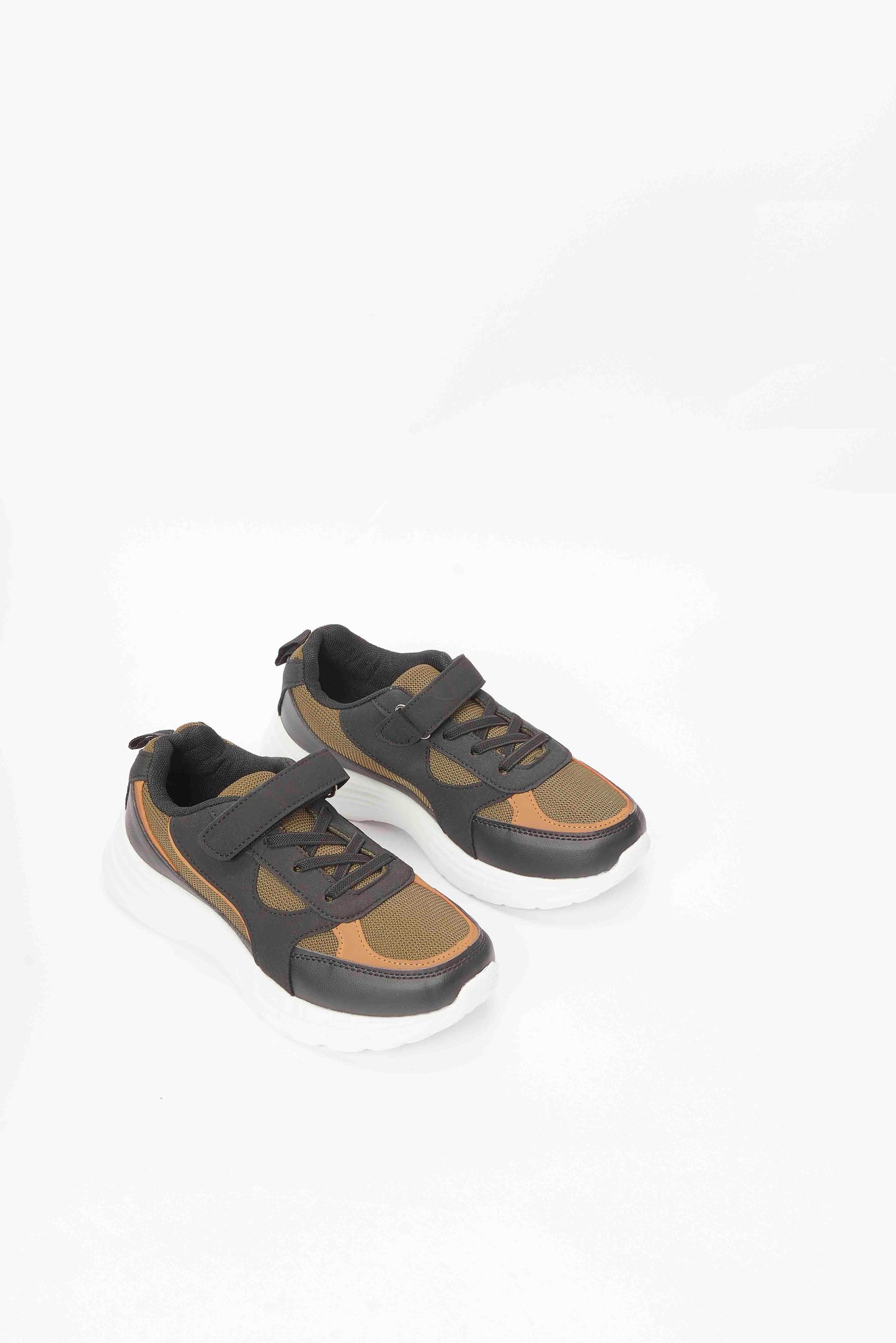 Redtag-Brown-Fabric-Block-Sneaker-BSR-Trainers,-Category:Shoes,-Colour:Brown,-Deals:New-In,-Filter:Boys-Footwear-(5-to-14-Yrs),-N/A,-New-In-BSR-FOO,-Non-Sale,-S23A,-Section:Boys-(0-to-14Yrs)-Senior-Boys-5 to 14 Years