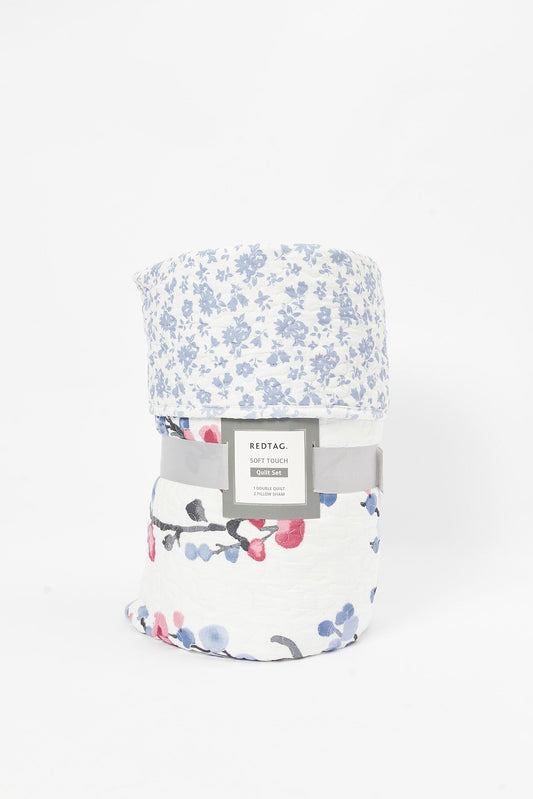 Redtag-Teal-3-Piece-Floral-Waves-Printed-Quilt-Set-(Double-Size)-Category:Quilts,-Colour:Multicolour,-Deals:New-In,-Dept:Home,-Filter:Home-Bedroom,-HMW-BED-Quilts,-New-In-HMW-BED,-Non-Sale,-S23B,-Section:Homewares-Home-Bedroom-