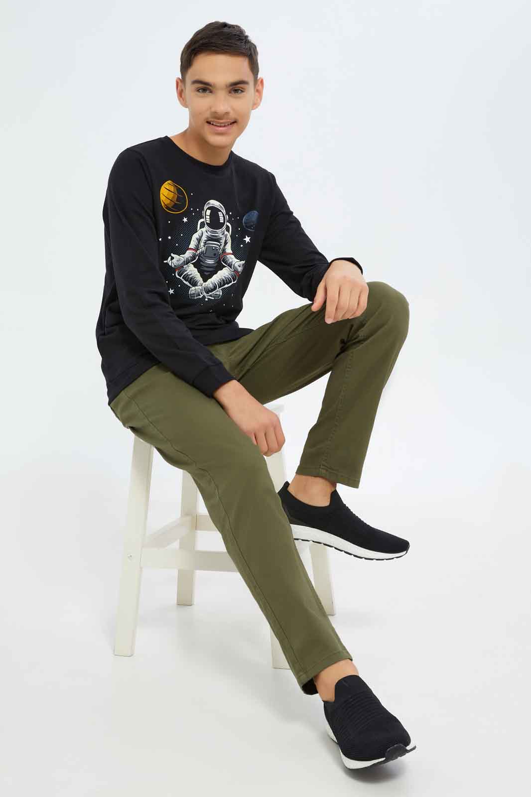 Redtag-Boys-Black-Astronaut-Graphic-Sweat-Tee-BSR-Sweatshirts,-Category:Sweatshirts,-Colour:Black,-Deals:New-In,-Dept:Boys,-Filter:Senior-Boys-(8-to-14-Yrs),-New-In-BSR-APL,-Non-Sale,-S23A,-Section:Boys-(0-to-14Yrs),-TBL-Senior-Boys-9 to 14 Years