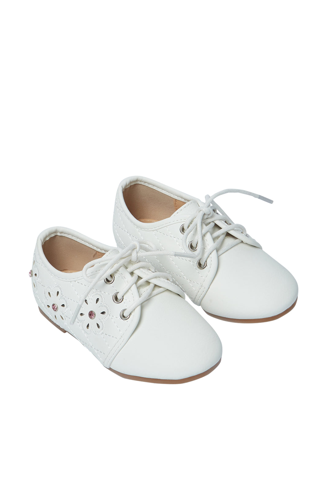 Redtag-White-Floral-Brogue-Category:Shoes,-Colour:White,-Deals:New-In,-Filter:Girls-Footwear-(3-to-5-Yrs),-GIR-Shoes,-N/A,-New-In-GIR-FOO,-Non-Sale,-S23A,-Section:Girls-(0-to-14Yrs)-Girls-3 to 5 Years