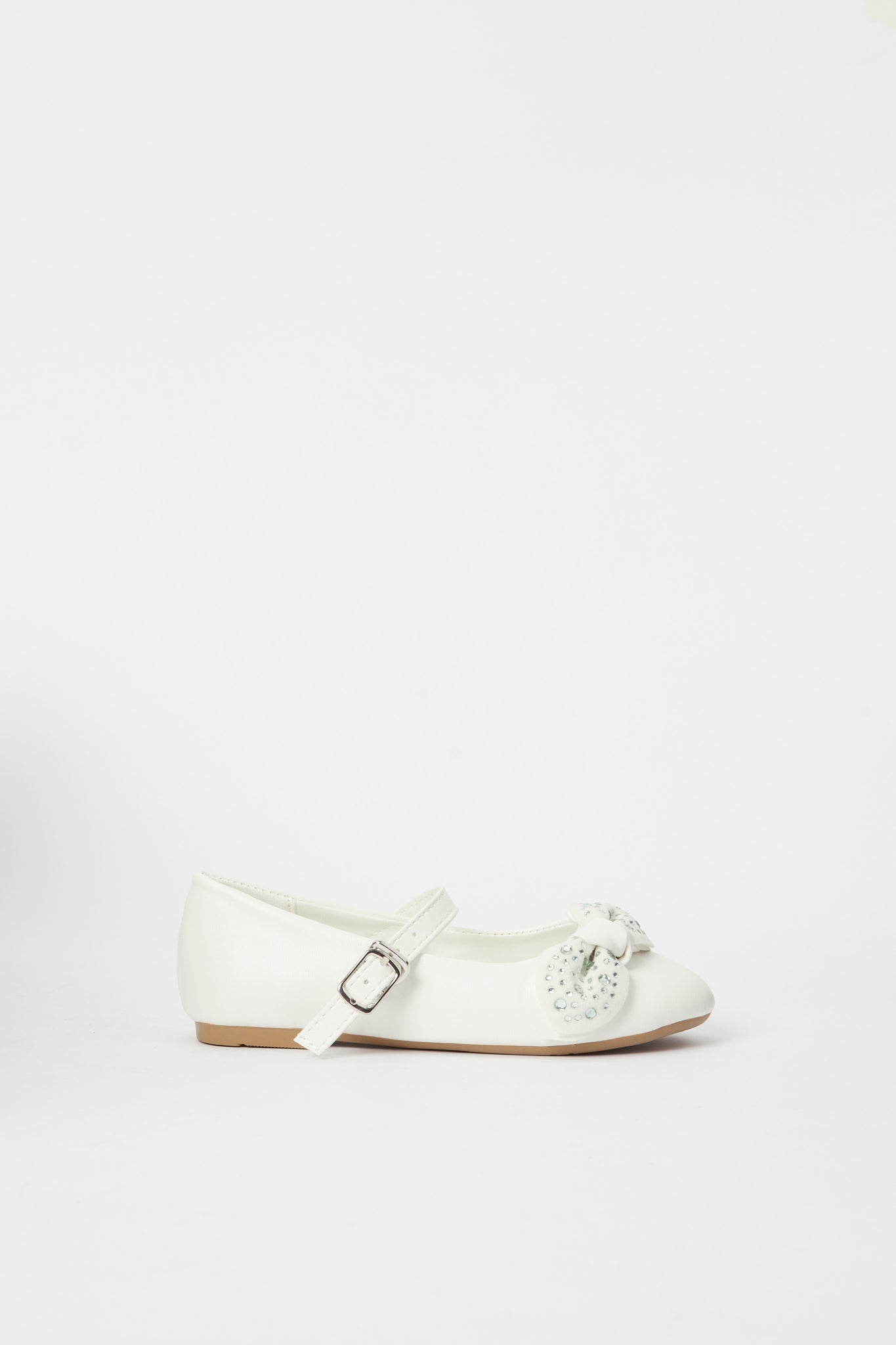 Redtag-White-Diamante-Bow-Ballerina-Category:Shoes,-Colour:White,-Deals:New-In,-Filter:Girls-Footwear-(3-to-5-Yrs),-GIR-Shoes,-H1:FOO,-H2:GIR,-H3:SHO,-H4:CAH,-N/A,-New-In-GIR-FOO,-Non-Sale,-S23B,-Season:S23B,-Section:Girls-(0-to-14Yrs)-Girls-3 to 5 Years