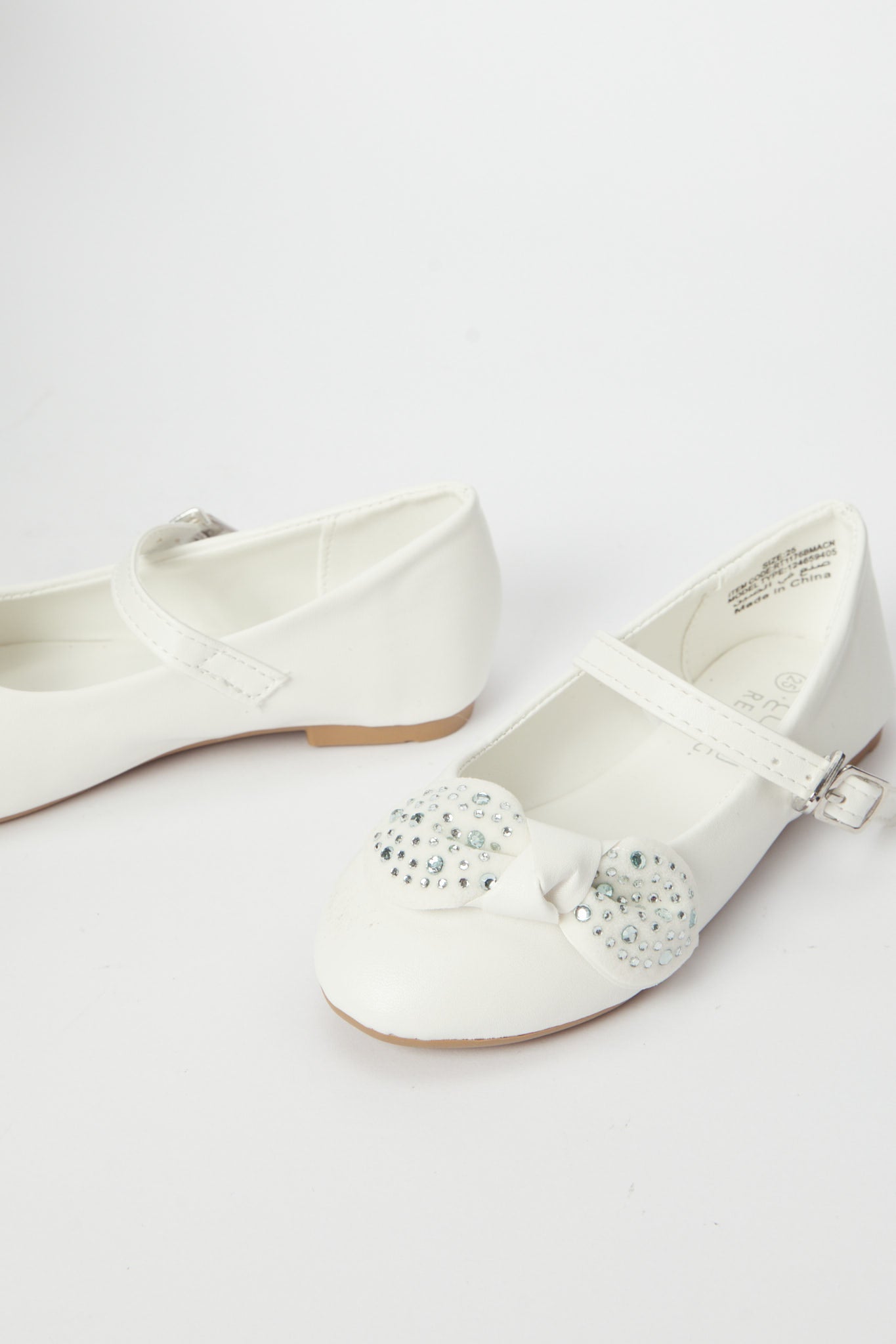 Redtag-White-Diamante-Bow-Ballerina-Category:Shoes,-Colour:White,-Deals:New-In,-Filter:Girls-Footwear-(3-to-5-Yrs),-GIR-Shoes,-H1:FOO,-H2:GIR,-H3:SHO,-H4:CAH,-N/A,-New-In-GIR-FOO,-Non-Sale,-S23B,-Season:S23B,-Section:Girls-(0-to-14Yrs)-Girls-3 to 5 Years