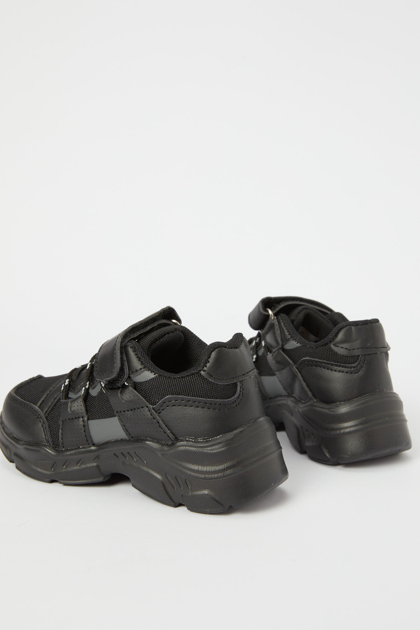 Redtag-Black-Fabric-Block-Chunky-Sneaker-BOY-Trainers,-Category:Shoes,-Colour:Black,-Deals:New-In,-Filter:Boys-Footwear-(3-to-5-Yrs),-H1:FOO,-H2:BOY,-H3:TRN,-H4:CLT,-N/A,-New-In-BOY-FOO,-Non-Sale,-S23B,-Season:S23B,-Section:Boys-(0-to-14Yrs)-Boys-3 to 5 Years