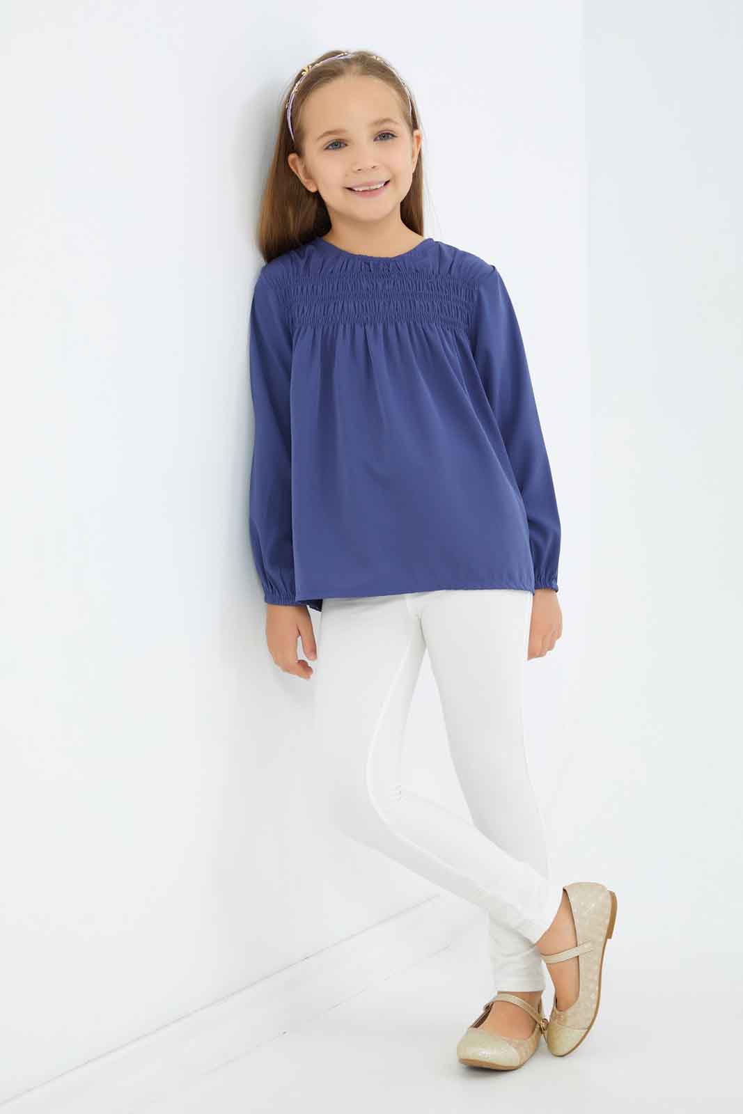 Redtag-Girls-White-Jeggings-Category:Jeggings,-Colour:White,-Deals:New-In,-Dept:Girls,-Filter:Girls-(2-to-8-Yrs),-GIR-Jeggings,-New-In-GIR-APL,-Non-Sale,-S23A,-Section:Girls-(0-to-14Yrs)-Girls-2 to 8 Years