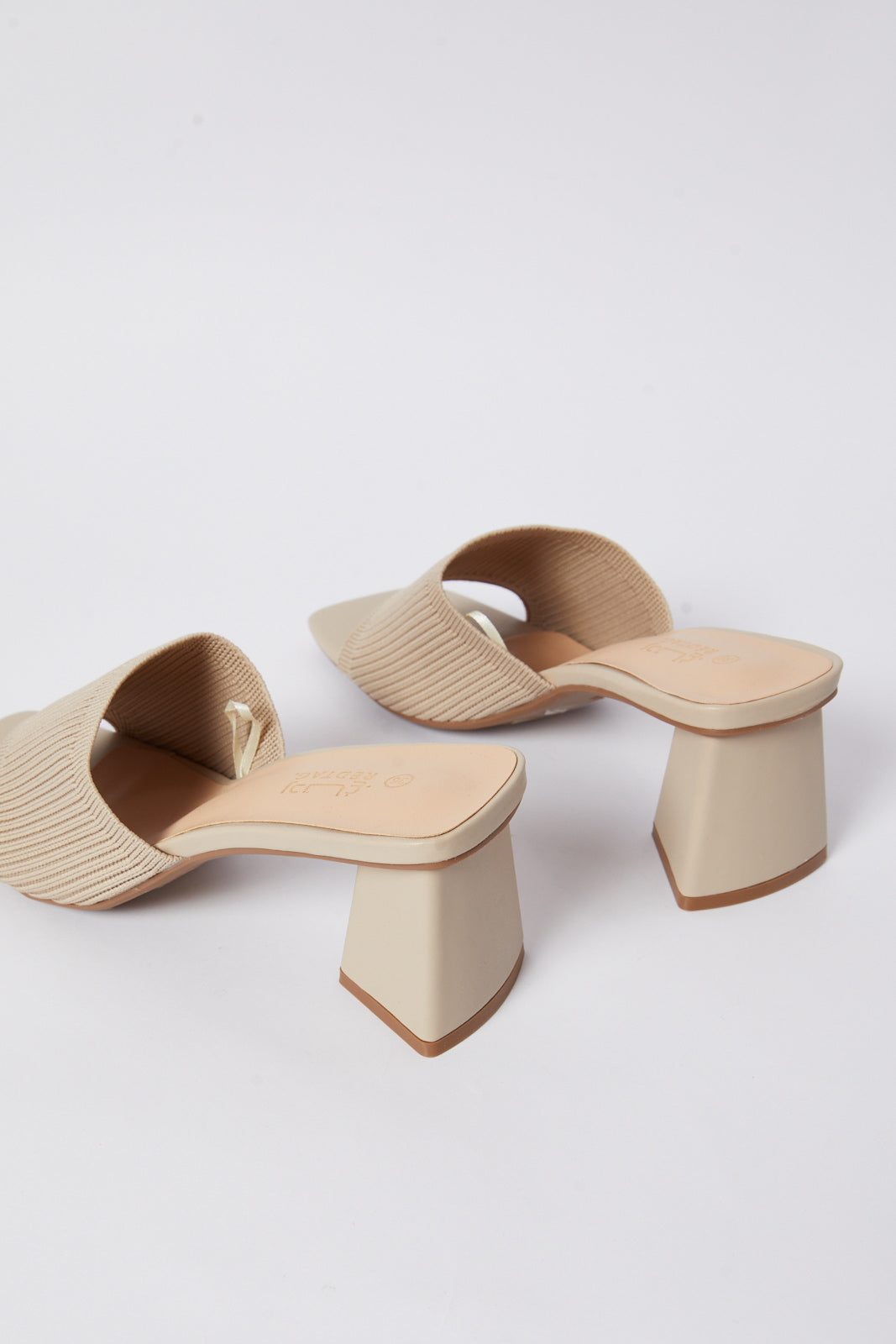 Redtag-Natural-Knit-Mule-Category:Shoes,-Colour:Beige,-Deals:New-In,-Filter:Women's-Footwear,-LEC-Sandals,-N/A,-New-In-Women-FOO,-Non-Sale,-S23A,-Section:Women-Women's-