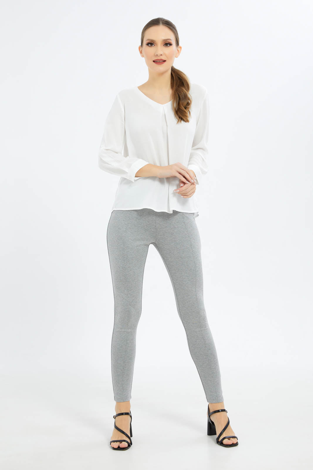 Redtag-Women-Pullover-Viscose-Blouse-Solid-Category:Blouses,-Colour:White,-Deals:New-In,-Dept:Ladieswear,-Filter:Women's-Clothing,-New-In-Women-APL,-Non-Sale,-S23B,-Section:Women,-Women-Blouses-Women's-