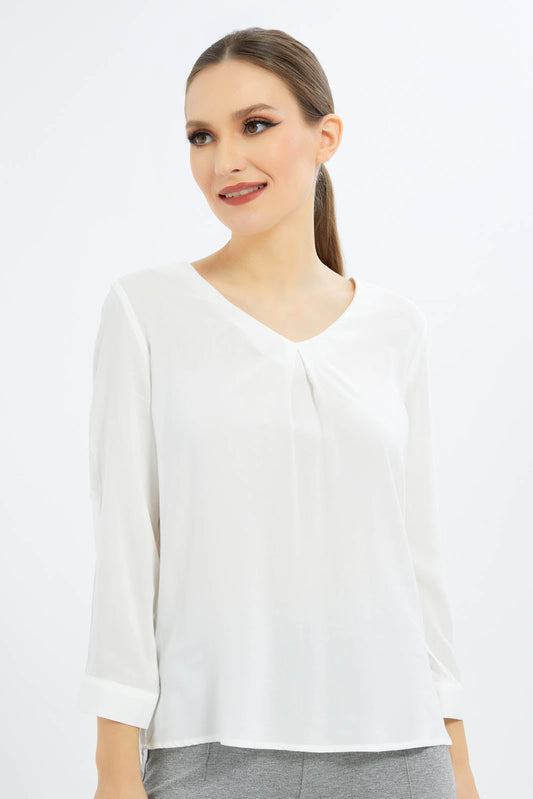 Redtag-Women-Pullover-Viscose-Blouse-Solid-Category:Blouses,-Colour:White,-Deals:New-In,-Dept:Ladieswear,-Filter:Women's-Clothing,-New-In-Women-APL,-Non-Sale,-S23B,-Section:Women,-Women-Blouses-Women's-