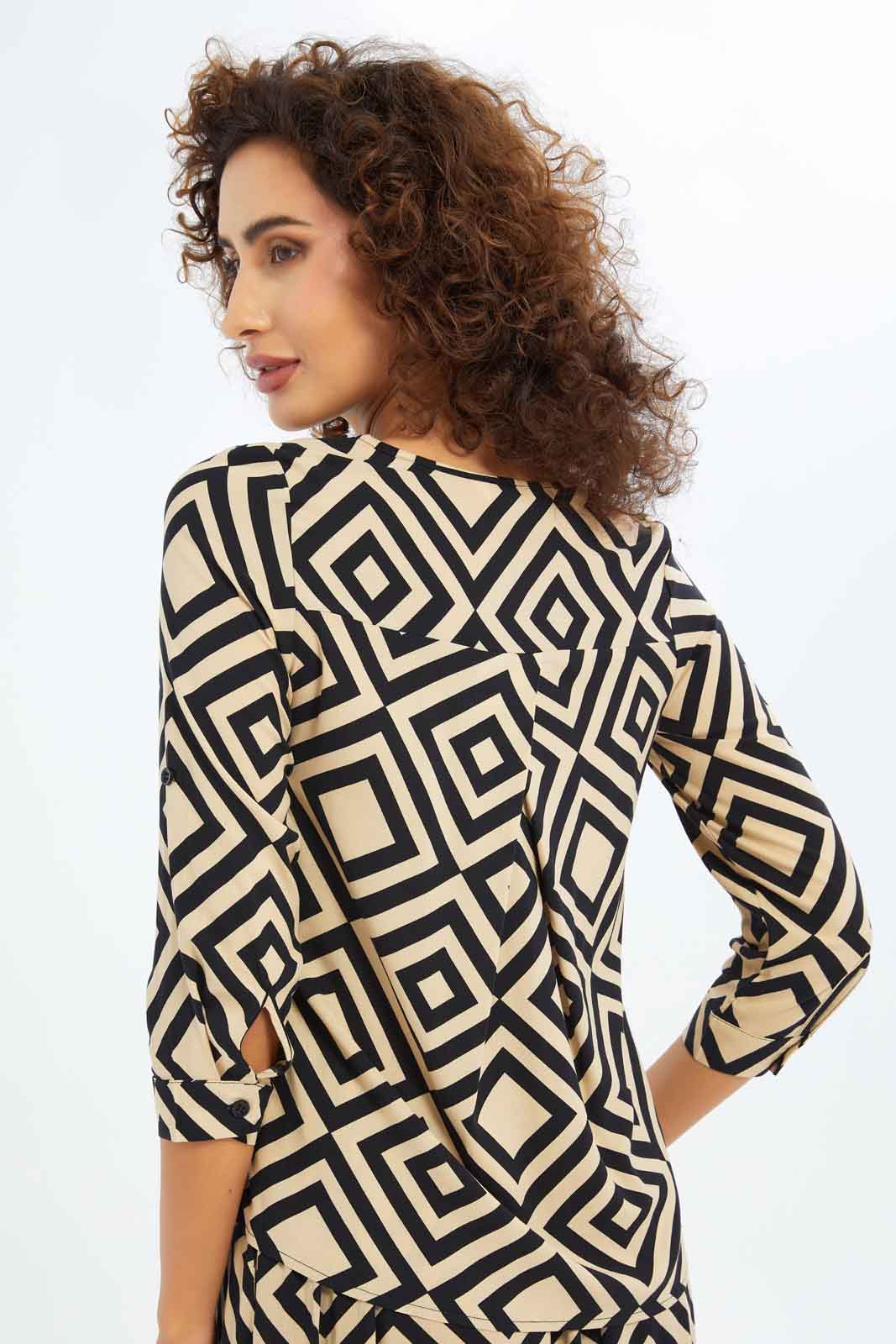 Redtag-Women-Pullover-Viscose-Blouse-Print-Category:Blouses,-Colour:Assorted,-Deals:New-In,-Dept:Ladieswear,-Filter:Women's-Clothing,-New-In-Women-APL,-Non-Sale,-S23B,-Section:Women,-Women-Blouses-Women's-