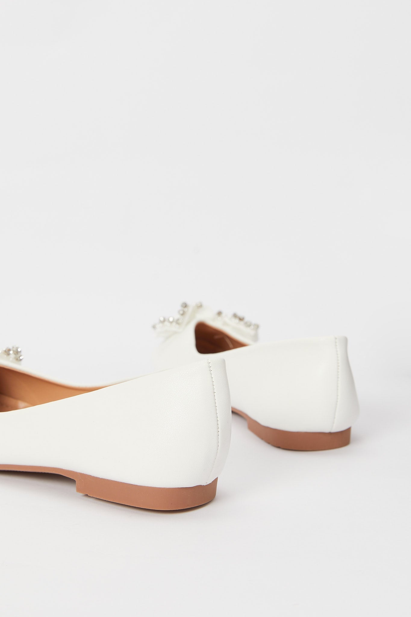 Redtag-White-Pearl-Bow-Trim-Ballerina-Category:Shoes,-Colour:White,-Deals:New-In,-Filter:Women's-Footwear,-H1:FOO,-H2:LAD,-H3:SHO,-H4:CAH,-N/A,-New-In-Women-FOO,-Non-Sale,-S23B,-Season:S23B,-Section:Women,-Women-Shoes-Women's-