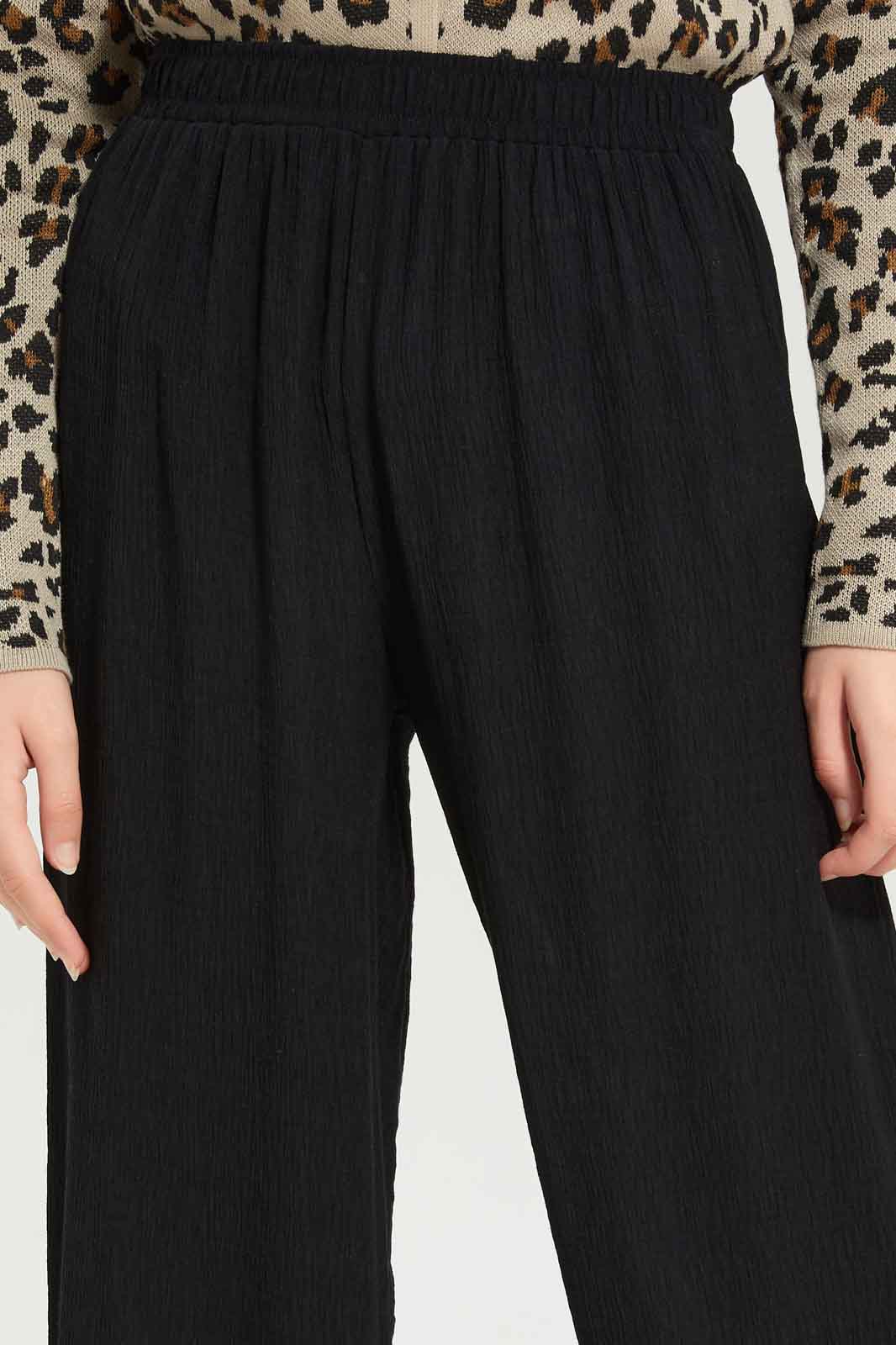 Redtag-Girls-Black-Culottes-Category:Trousers,-Colour:Black,-Deals:New-In,-Dept:Girls,-Filter:Senior-Girls-(8-to-14-Yrs),-GSR-Trousers,-New-In-GSR-APL,-Non-Sale,-S23B,-Section:Girls-(0-to-14Yrs),-VLM-Senior-Girls-9 to 14 Years