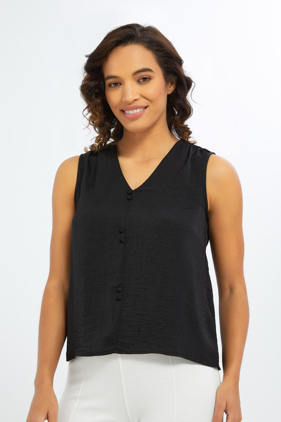 Redtag-Women-Epp-Blouse-Category:Blouses,-Colour:Black,-Deals:New-In,-Dept:Ladieswear,-Filter:Women's-Clothing,-H1:LWR,-H2:LAD,-H3:BLO,-H4:CBL,-KSH,-New-In-Women-APL,-Non-Sale,-S23B,-Season:S23B,-Section:Women,-Women-Blouses-Women's-