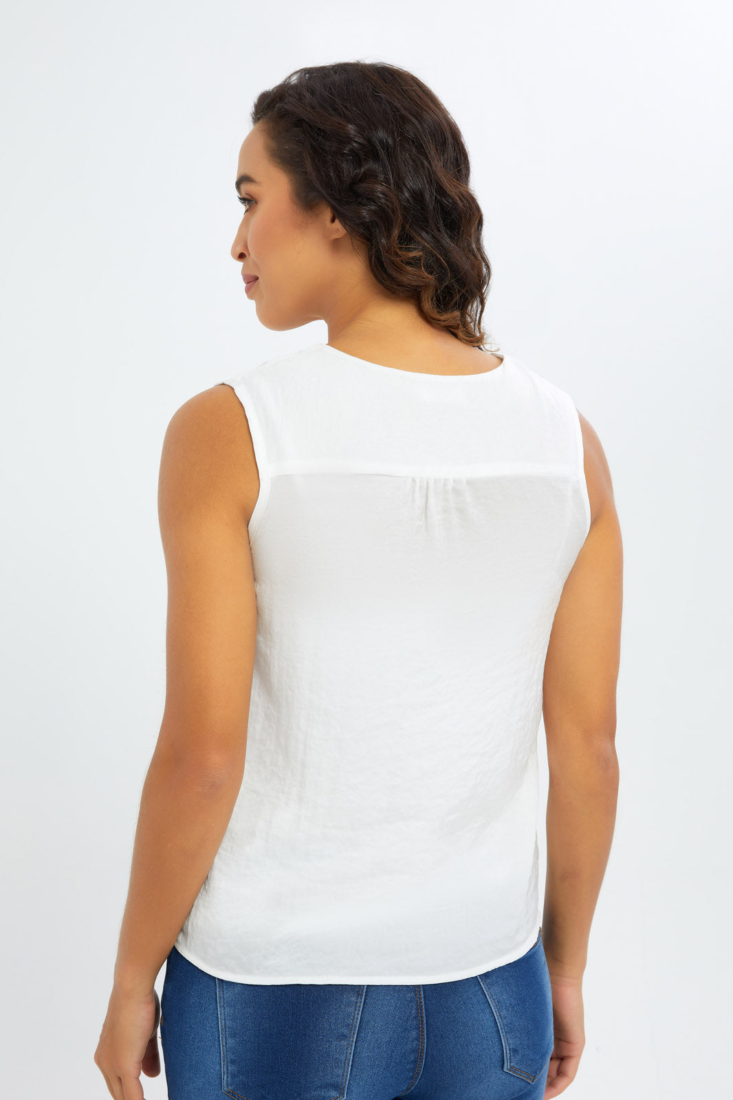 Redtag-Women-Epp-Blouse-Category:Blouses,-Colour:White,-Deals:New-In,-Dept:Ladieswear,-Filter:Women's-Clothing,-H1:LWR,-H2:LAD,-H3:BLO,-H4:CBL,-KSH,-New-In-Women-APL,-Non-Sale,-S23B,-Season:S23C,-Section:Women,-Women-Blouses-Women's-