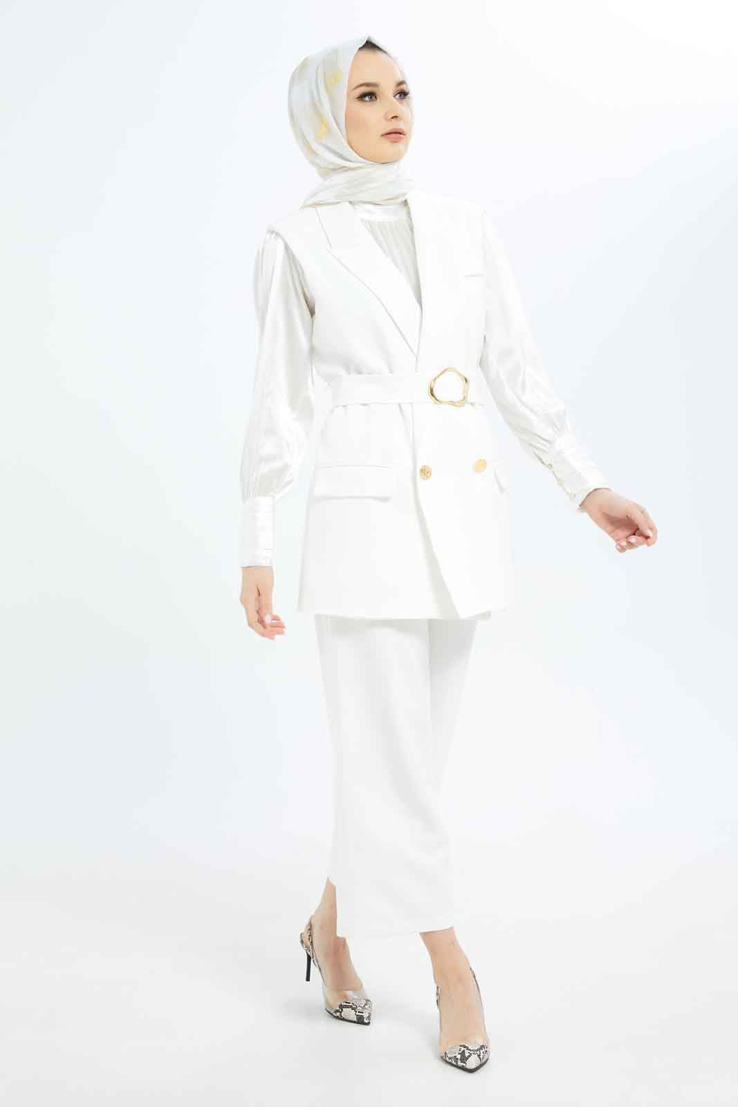Redtag-Women-Sleeveless-Belted-Tailored-Jacket-Category:Jackets,-Colour:White,-Deals:New-In,-Dept:Ladieswear,-Filter:Women's-Clothing,-LMC,-New-In-Women-APL,-Non-Sale,-S23B,-Section:Women,-Women-Jackets--