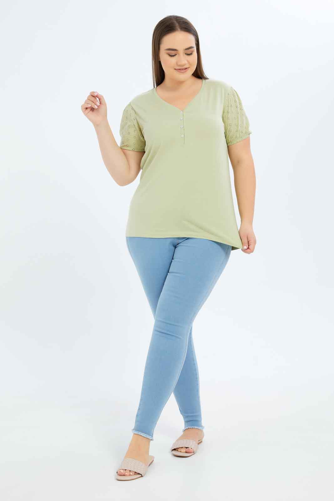 Redtag-Women-Light-Blue-Jeans-Category:Jeans,-Colour:Light-Wash,-Deals:New-In,-Dept:Ladieswear,-Filter:Plus-Size,-LDP-Jeans,-New-In-LDP-APL,-Non-Sale,-S23B,-Section:Women,-TBL-Women's-