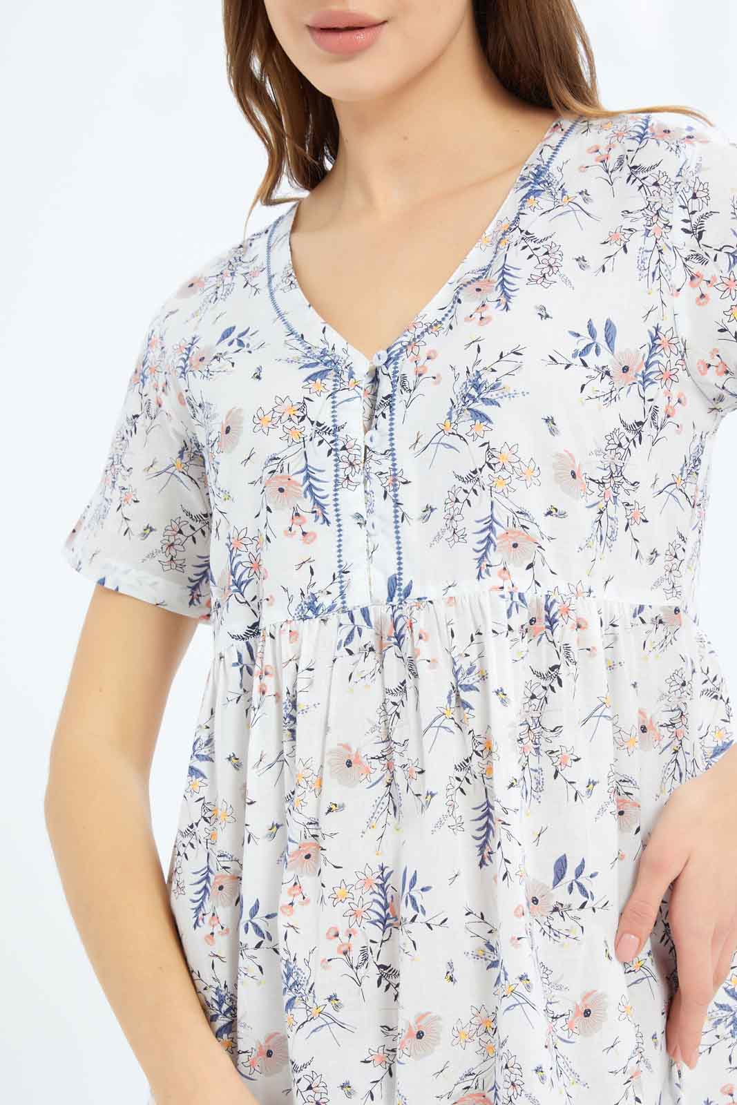 Redtag-Women-White-Aop-Short-Sleeves-Nightgown-Category:Nightgowns,-Colour:White,-Deals:New-In,-Dept:Ladieswear,-Filter:Women's-Clothing,-New-In-Women-APL,-Non-Sale,-S23B,-Section:Women,-Women-Nightgowns--
