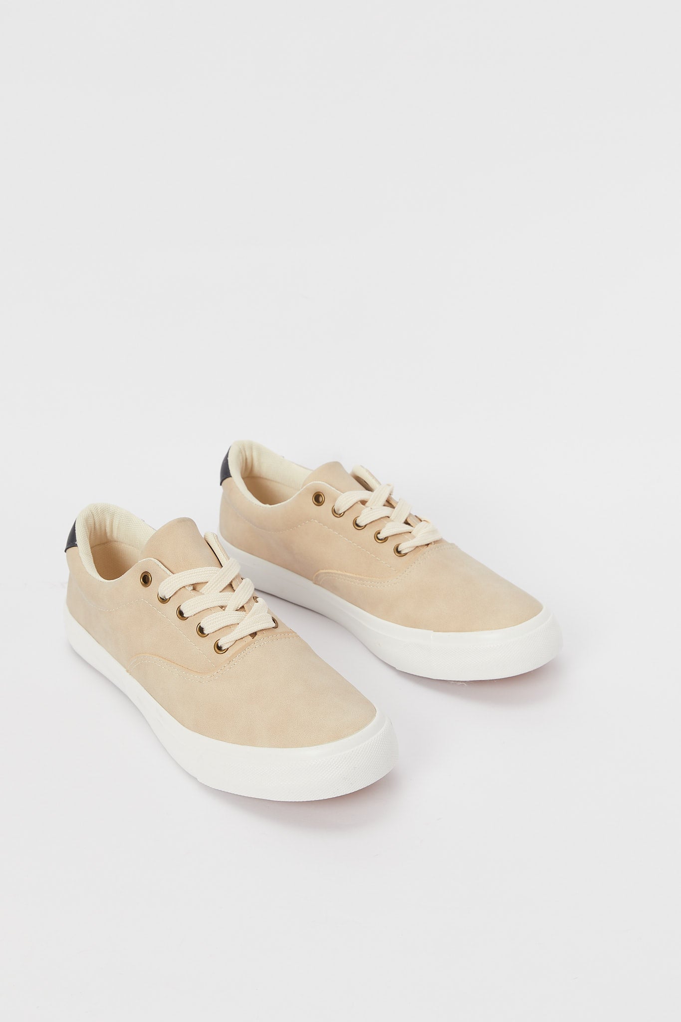 Redtag-Black-Plain-Sneaker-Category:Shoes,-Colour:Beige,-Deals:New-In,-Filter:Men's-Footwear,-H1:FOO,-H2:GEN,-H3:SHO,-H4:CAH,-Men-Shoes,-N/A,-New-In-Men-FOO,-Non-Sale,-S23B,-Season:S23B,-Section:Men-Men's-