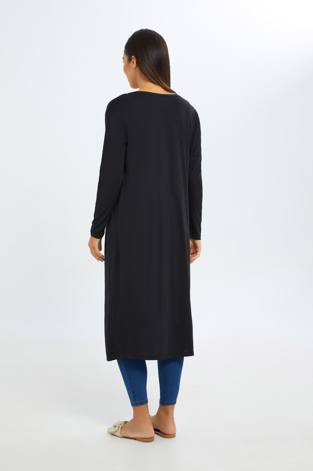 Redtag-Women-Black-Long-3/4-Sleeve-Cardigan-Category:T-Shirts,-Colour:Black,-Deals:2-FOR-90,-Deals:New-In,-Dept:Ladieswear,-Filter:Women's-Clothing,-H1:LWR,-H2:LAD,-H3:SPW,-H4:ATS,-New-In-Women-APL,-Non-Sale,-S23A,-Season:S23A,-Section:Women,-Women-T-Shirts-Women's-