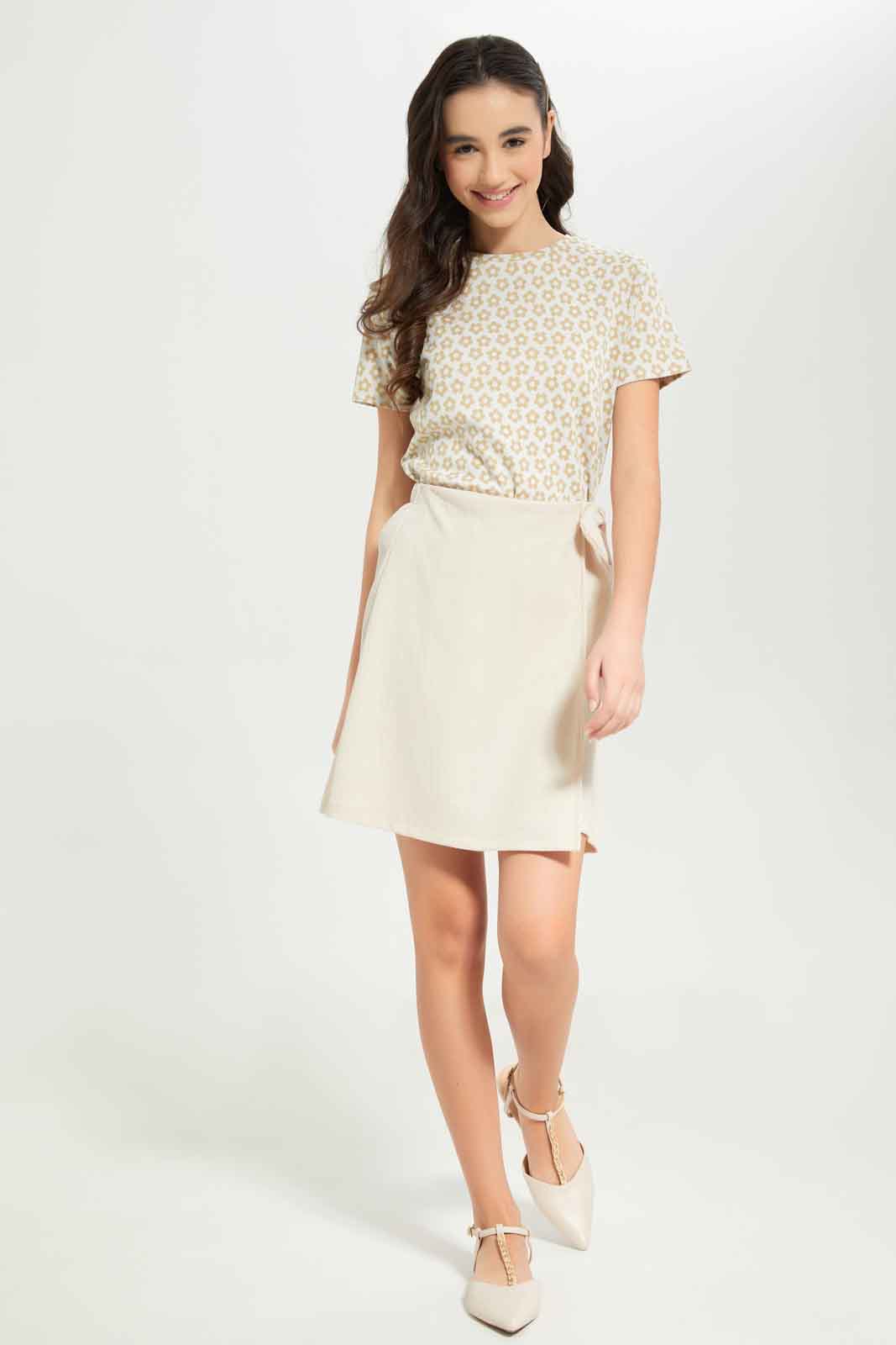 Redtag-Girls-Beige/White-Flower-Jacquard-Top-Category:T-Shirts,-Colour:Beige,-Deals:New-In,-Dept:Girls,-Filter:Senior-Girls-(8-to-14-Yrs),-GSR-T-Shirts,-New-In-GSR-APL,-Non-Sale,-S23B,-Section:Girls-(0-to-14Yrs),-TBL-Senior-Girls-9 to 14 Years
