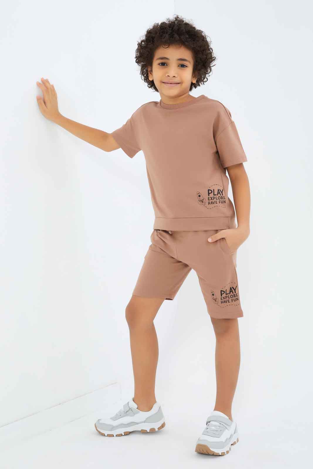 Redtag-Boys-Brown-Over-Size-Crew-Neck-T-Shirt-BOY-T-Shirts,-Category:T-Shirts,-CHA,-Colour:Brown,-Deals:New-In,-Dept:Boys,-Filter:Boys-(2-to-8-Yrs),-New-In-BOY-APL,-Non-Sale,-S23B,-Section:Boys-(0-to-14Yrs)-Boys-2 to 8 Years