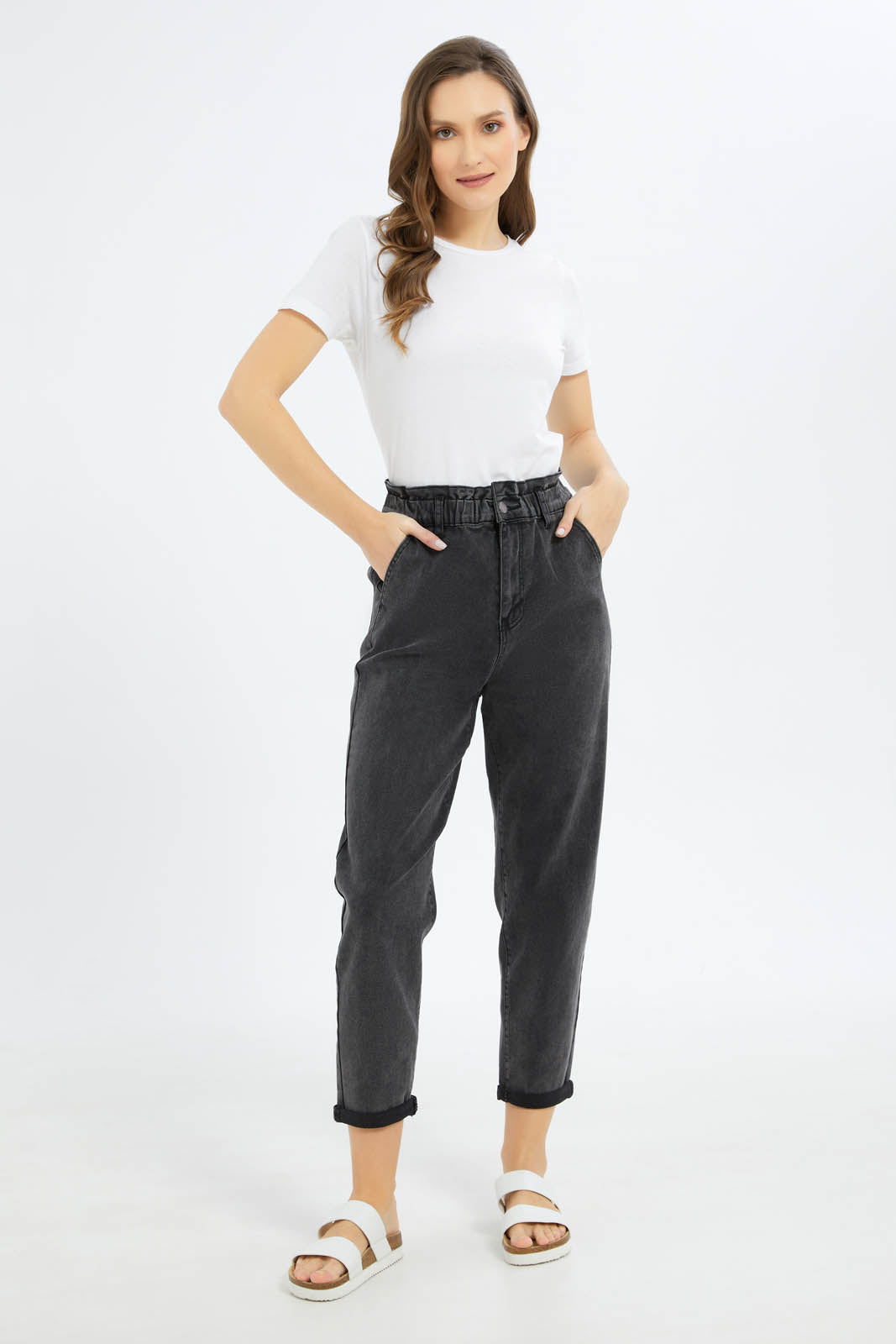 Redtag-Women-Black-Baggy-Fit-Jeans-Category:Jeans,-Colour:Black,-Deals:New-In,-Dept:Ladieswear,-Filter:Women's-Clothing,-FIT-WALL-(FTW),-New-In-Women-APL,-Non-Sale,-S23B,-Section:Women,-Women-Jeans-Women's-