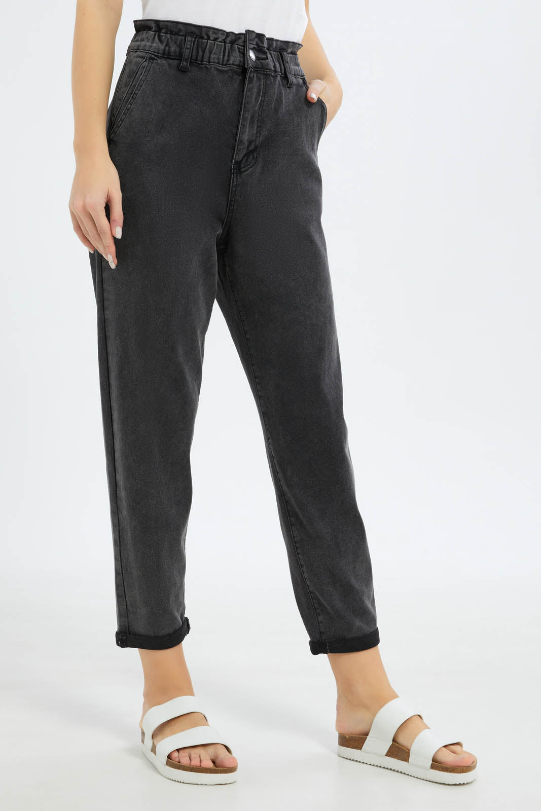 Redtag-Women-Black-Baggy-Fit-Jeans-Category:Jeans,-Colour:Black,-Deals:New-In,-Dept:Ladieswear,-Filter:Women's-Clothing,-FIT-WALL-(FTW),-New-In-Women-APL,-Non-Sale,-S23B,-Section:Women,-Women-Jeans-Women's-