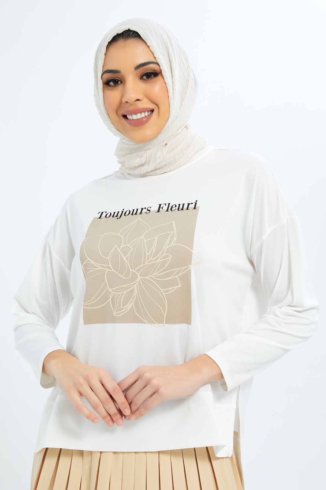 Redtag-Women-Long-Sleeve-Blouse-Category:Tops,-Colour:White,-Deals:New-In,-Dept:Ladieswear,-Filter:Women's-Clothing,-LMC,-New-In-Women-APL,-Non-Sale,-S23B,-Section:Women,-Women-Tops--