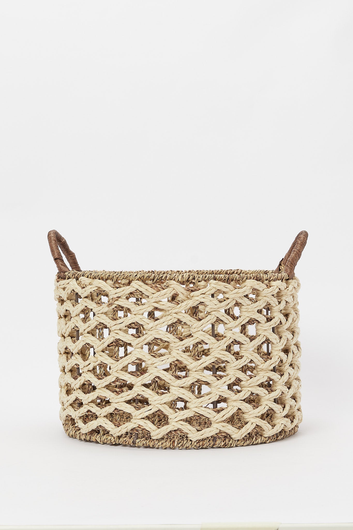 Redtag-Brown-Sea-Grass-With-Rope-Round-Laundry-Basket-(Large)-Category:Laundry-Hampers,-Colour:Brown,-Deals:New-In,-Filter:Home-Bathroom,-H1:HMW,-H2:BAC,-H3:BCE,-H4:BAC,-HMW-BAC-Bath-Accessories,-New-In-HMW-BAC,-Non-Sale,-S23B,-Season:S23B,-Section:Homewares,-Style:PREMIUM-Home-Bathroom-