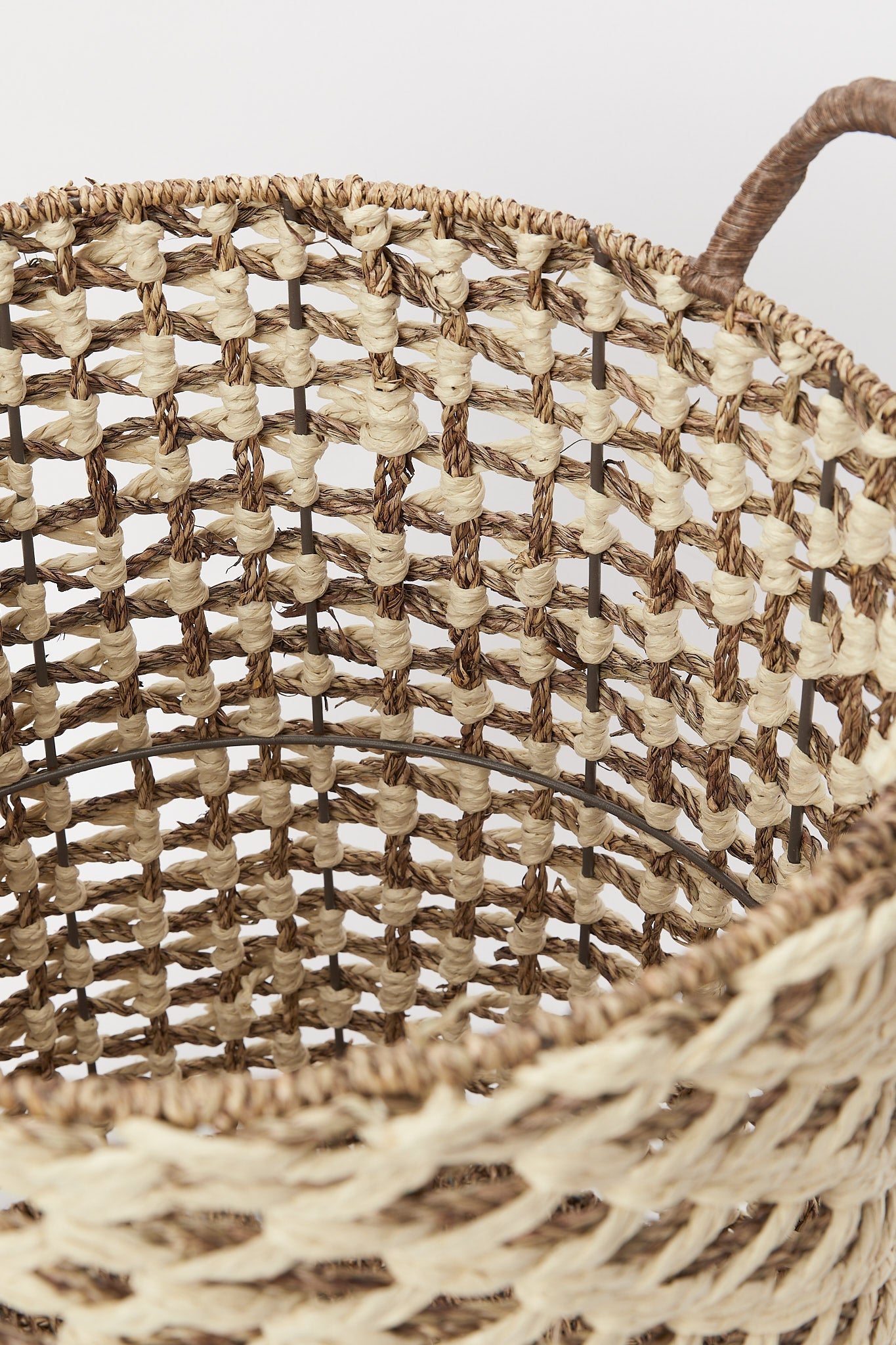 Redtag-Brown-Sea-Grass-With-Rope-Round-Laundry-Hamper-(Large)-Category:Laundry-Hampers,-Colour:Brown,-Deals:New-In,-Filter:Home-Bathroom,-H1:HMW,-H2:BAC,-H3:BCE,-H4:BAC,-HMW-BAC-Bath-Accessories,-New-In-HMW-BAC,-Non-Sale,-S23B,-Season:S23B,-Section:Homewares,-Style:PREMIUM-Home-Bathroom-