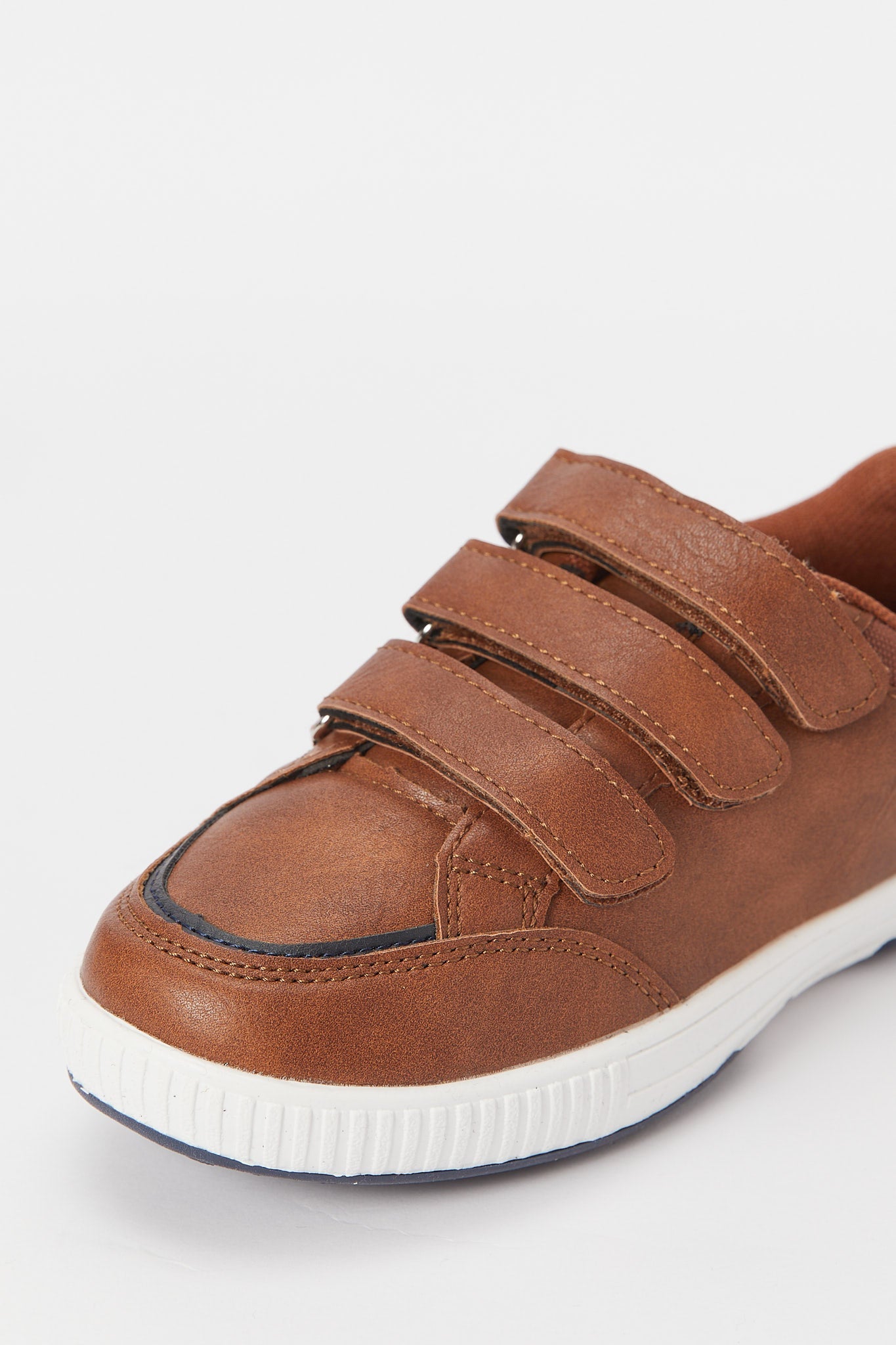 Redtag-Brown-Triple-Velcro-Sneaker-BOY-Sandals,-Category:Shoes,-Colour:Brown,-Deals:New-In,-Filter:Boys-Footwear-(3-to-5-Yrs),-H1:FOO,-H2:BOY,-H3:SHO,-H4:CAH,-N/A,-New-In-BOY-FOO,-Non-Sale,-S23B,-Season:S23B,-Section:Boys-(0-to-14Yrs)-Boys-3 to 5 Years